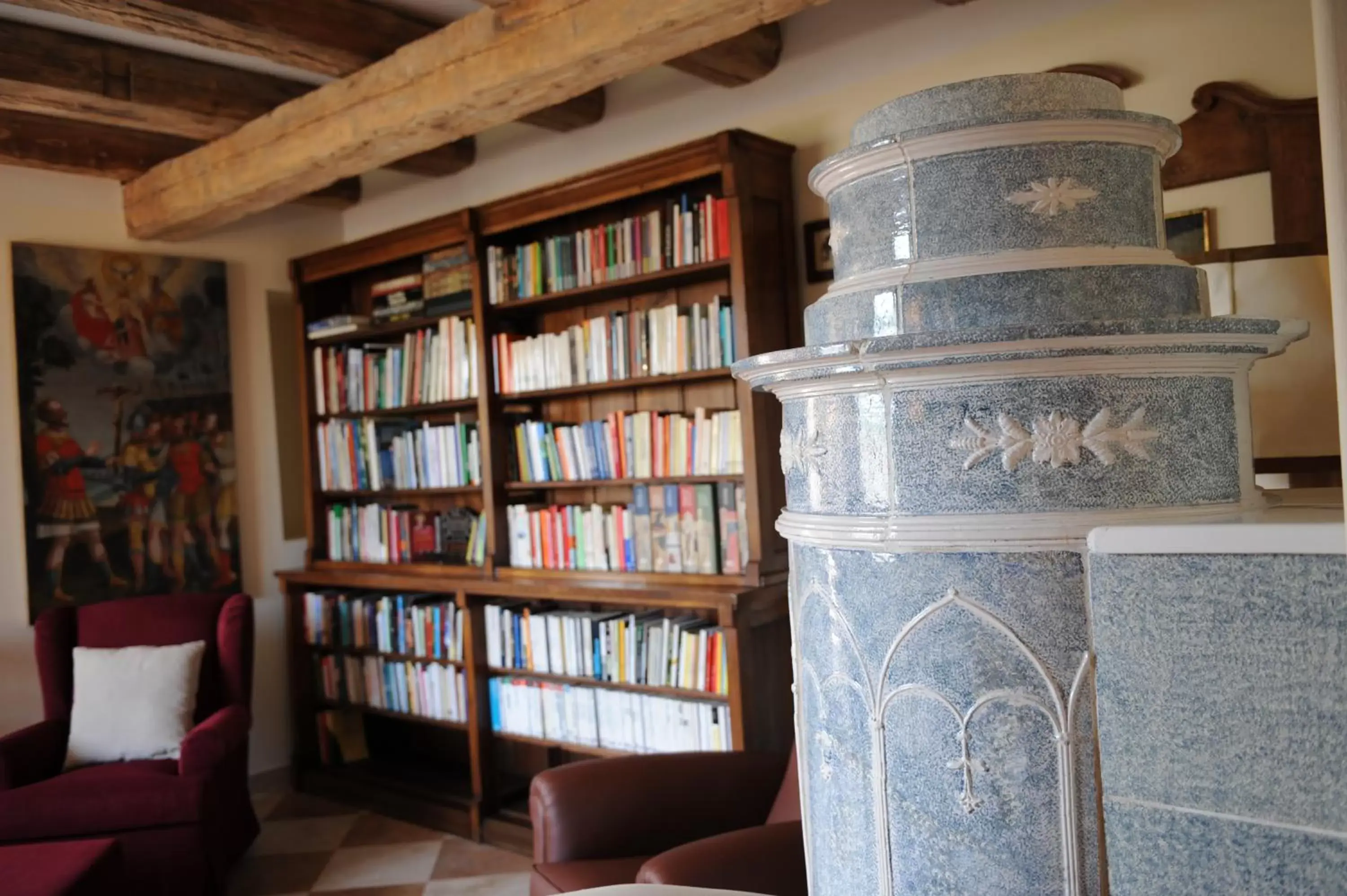 Library in Hotel Relais Vecchio Maso