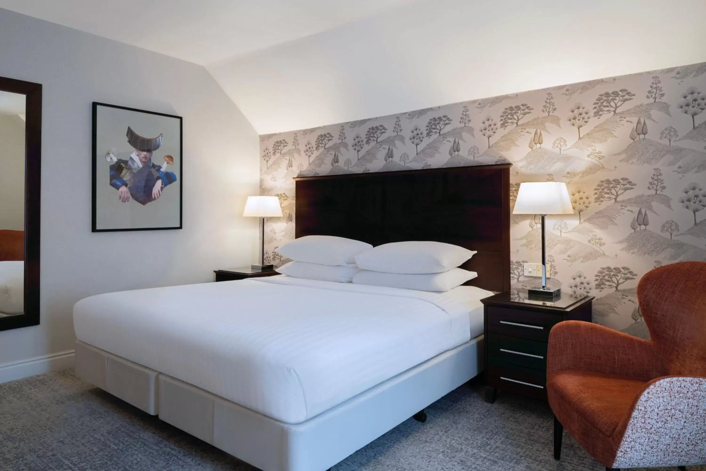 Photo of the whole room, Bed in Delta Hotels by Marriott York