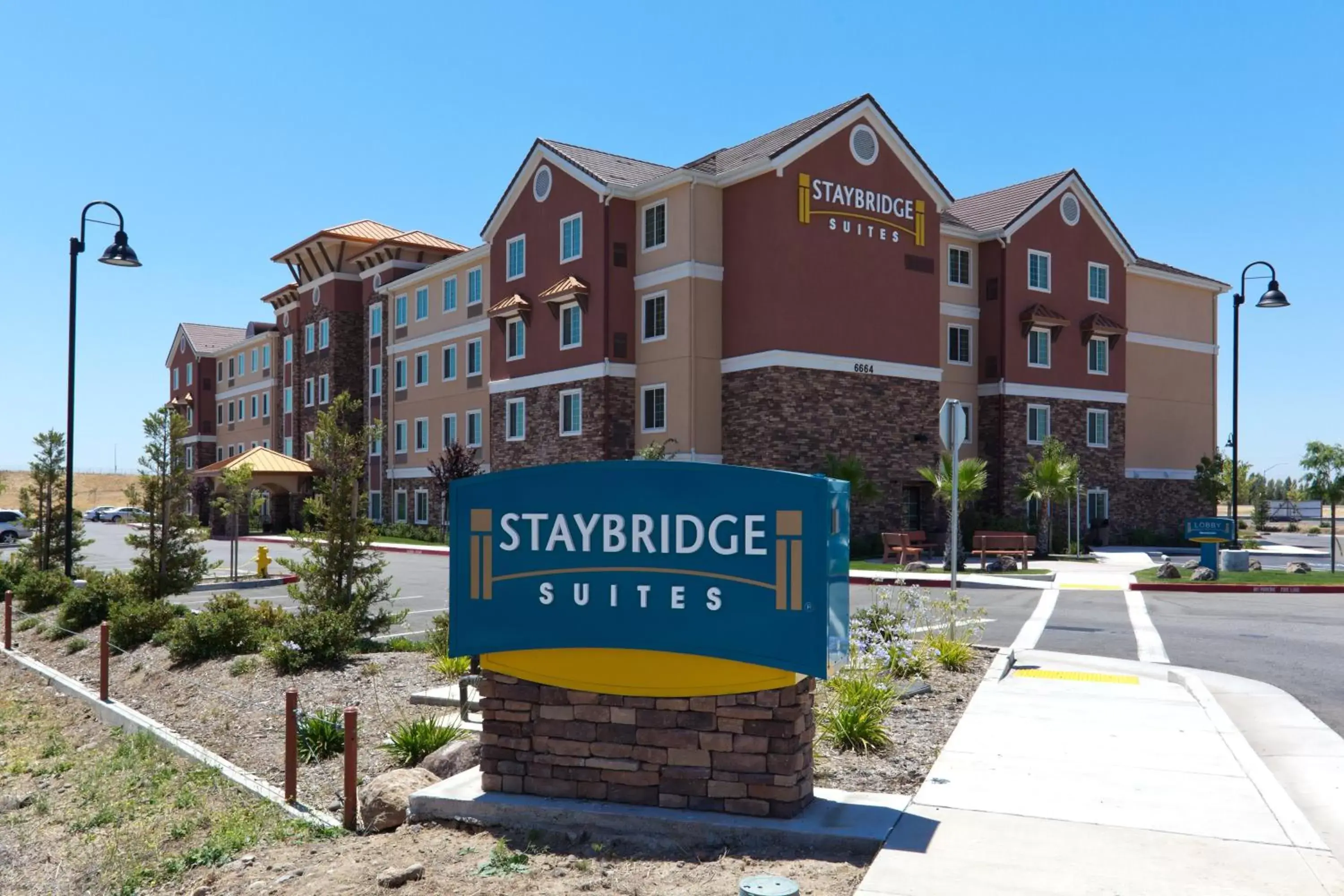 Property Building in Staybridge Suites Rocklin - Roseville Area, an IHG Hotel