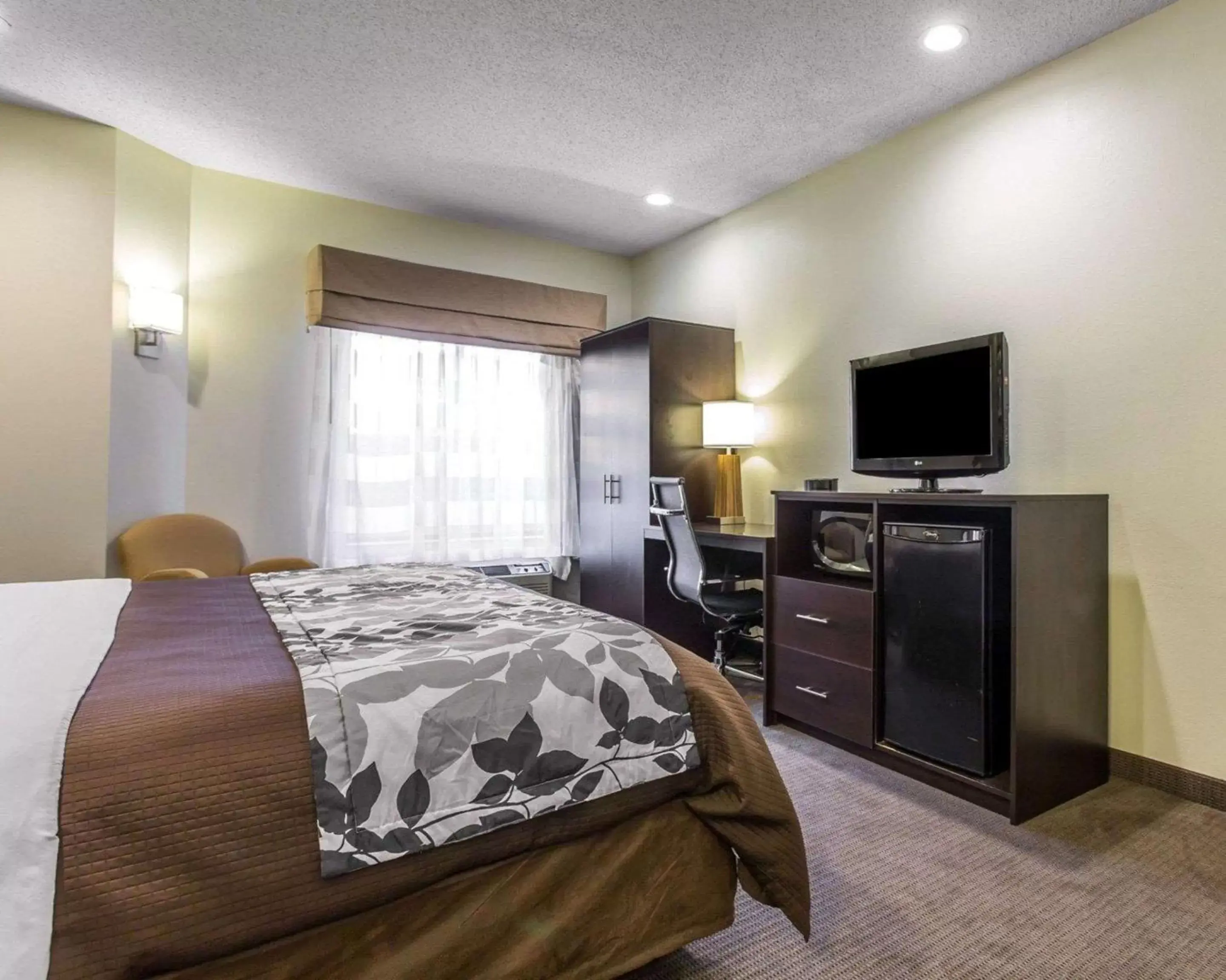 Photo of the whole room, Bed in Sleep Inn Columbia Photo of the whole room, Bed in Sleep Inn Columbia