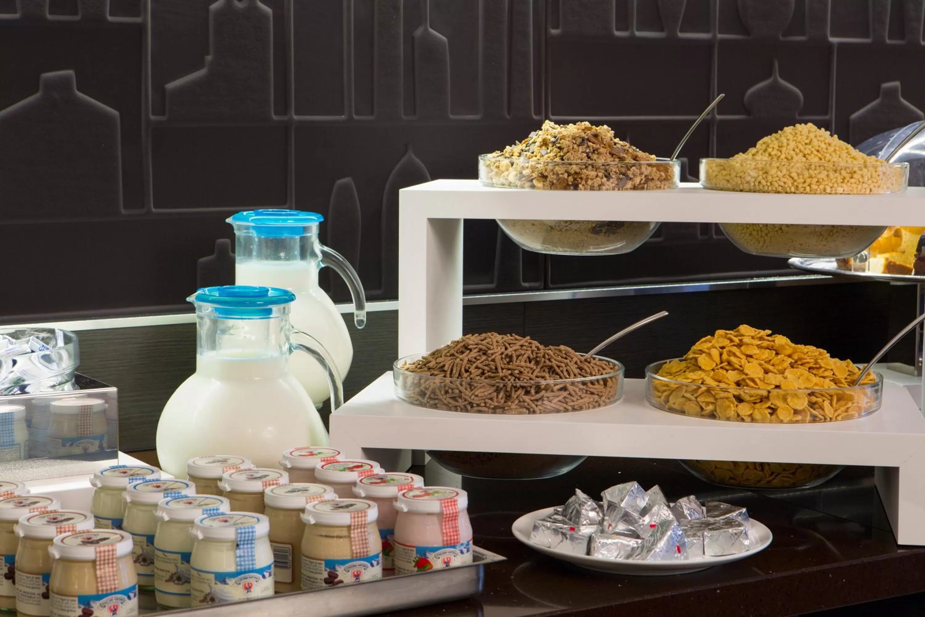 Buffet breakfast in Hotel Spadai