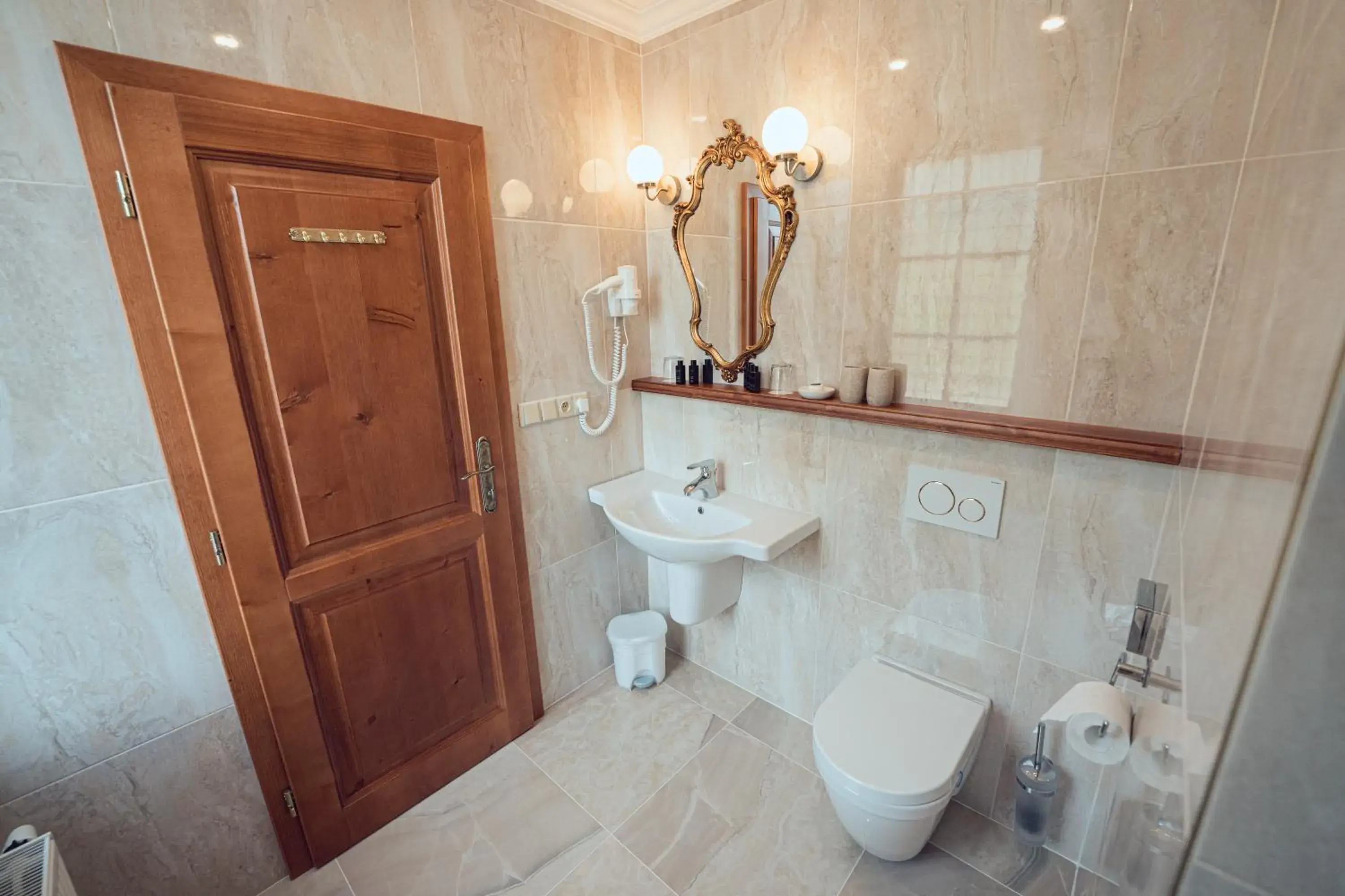 Toilet, Bathroom in Hotel Svatojánský Dvůr