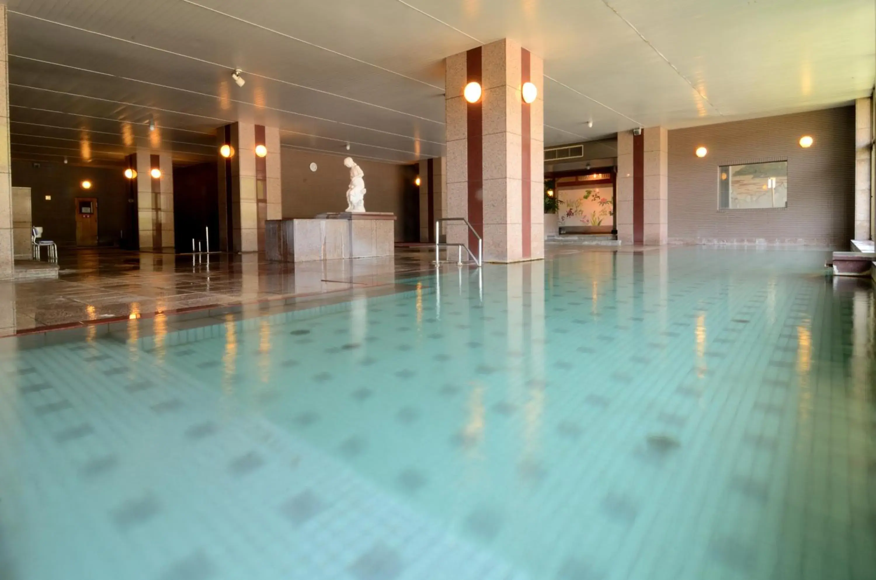 Hot Spring Bath, Swimming Pool in Jozankei Manseikaku Hotel Milione