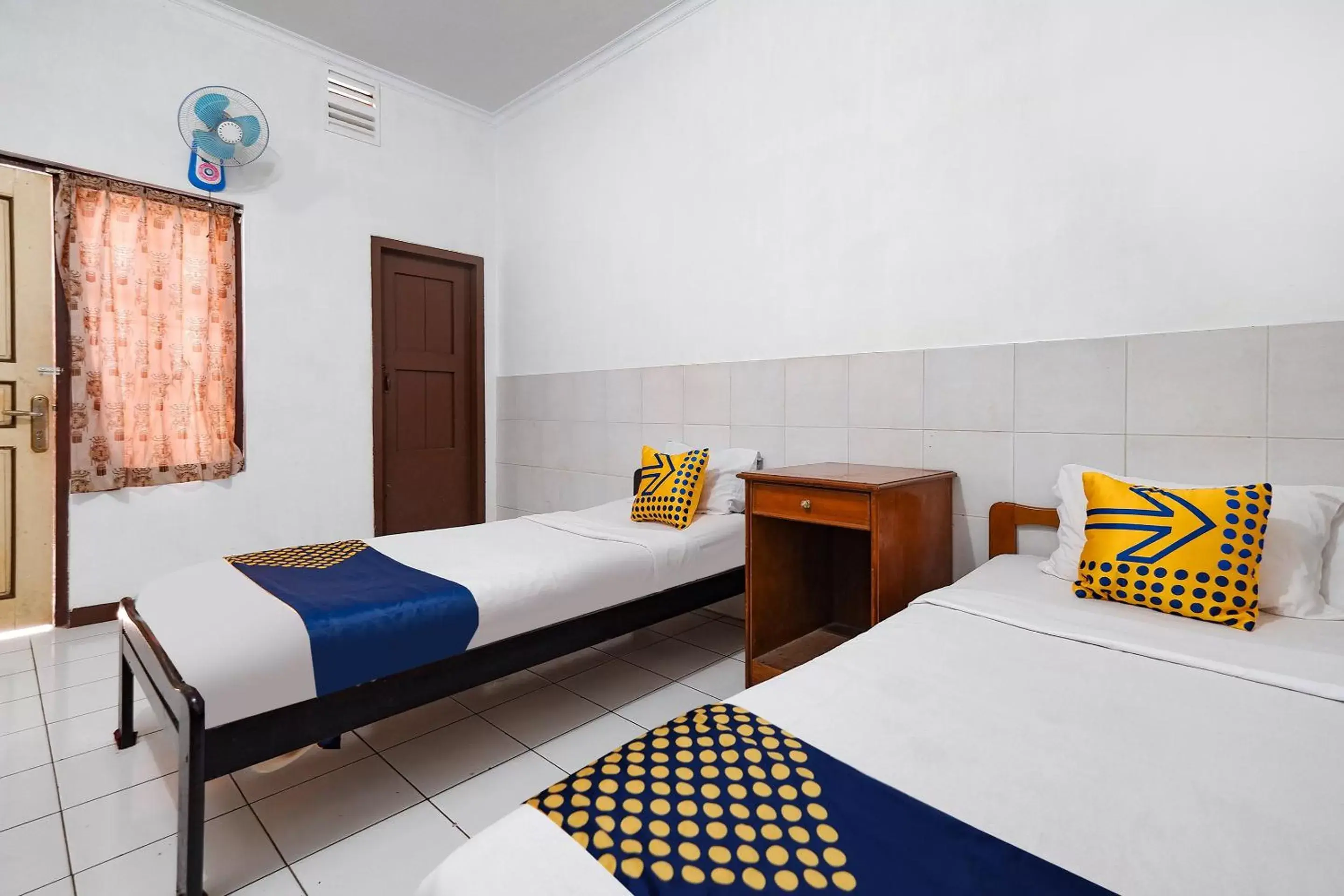 Bedroom, Bed in SUPER OYO 2865 Sartika Inn Pati