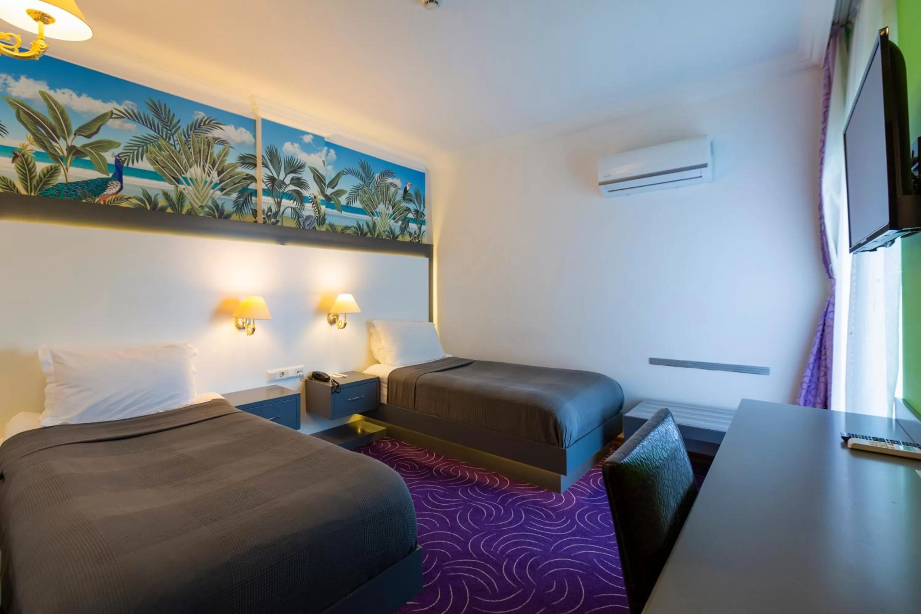 Standard Twin Room in Mene City Hotel