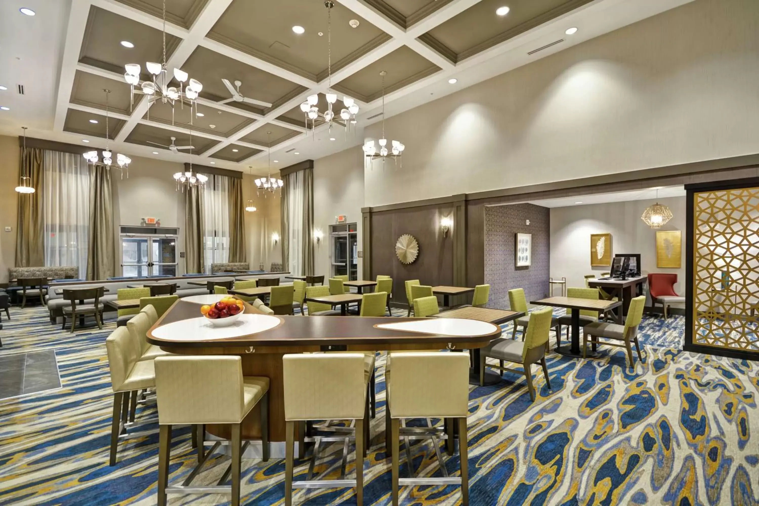 Meeting/conference room, Restaurant/Places to Eat in Homewood Suites By Hilton Warren Detroit