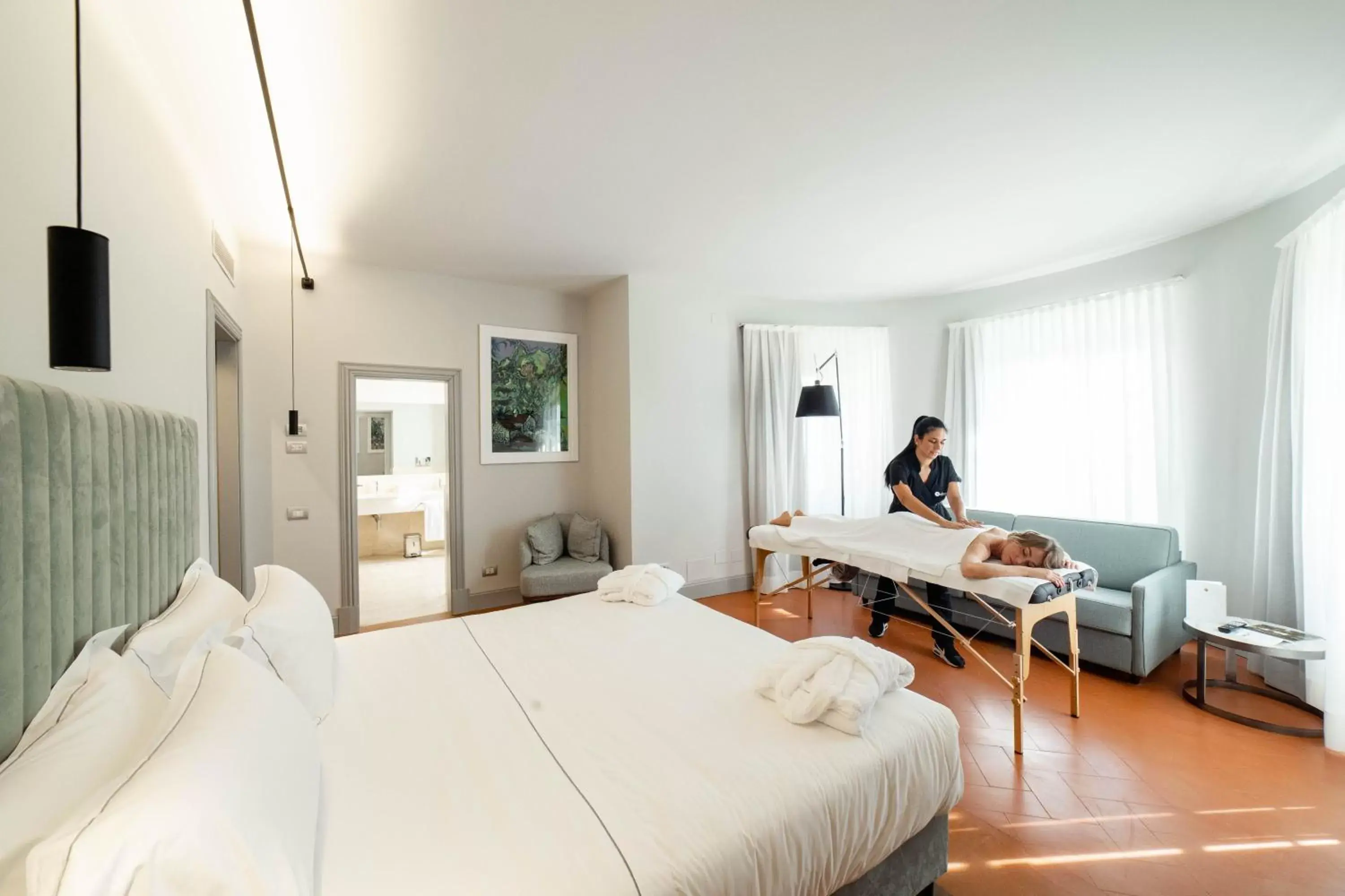 Massage in Grand Hotel San Gemini I UNA Esperienze