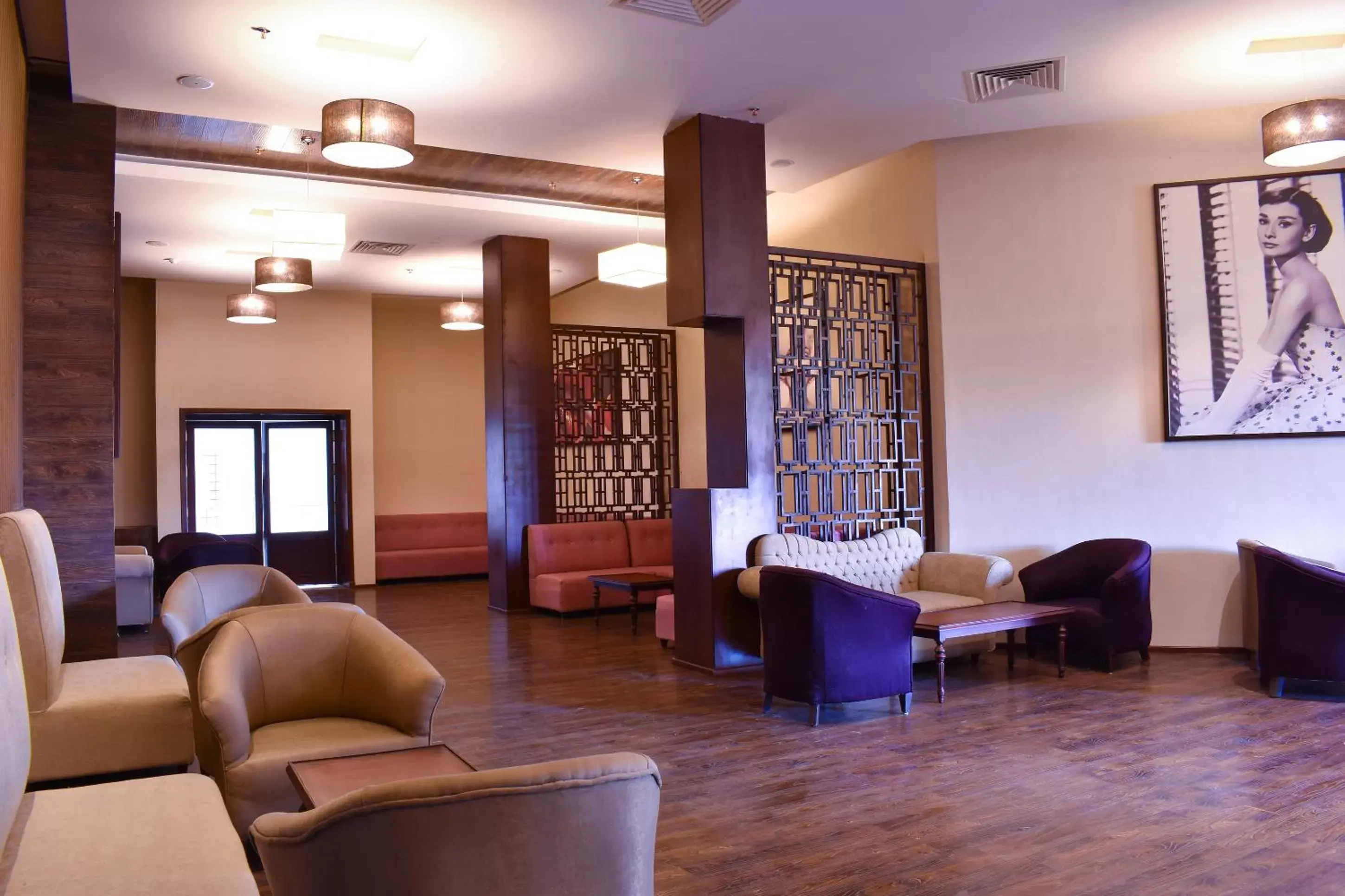 Lounge or bar in Parrotel Lagoon Waterpark Resort Lounge or bar in Parrotel Lagoon Waterpark Resort