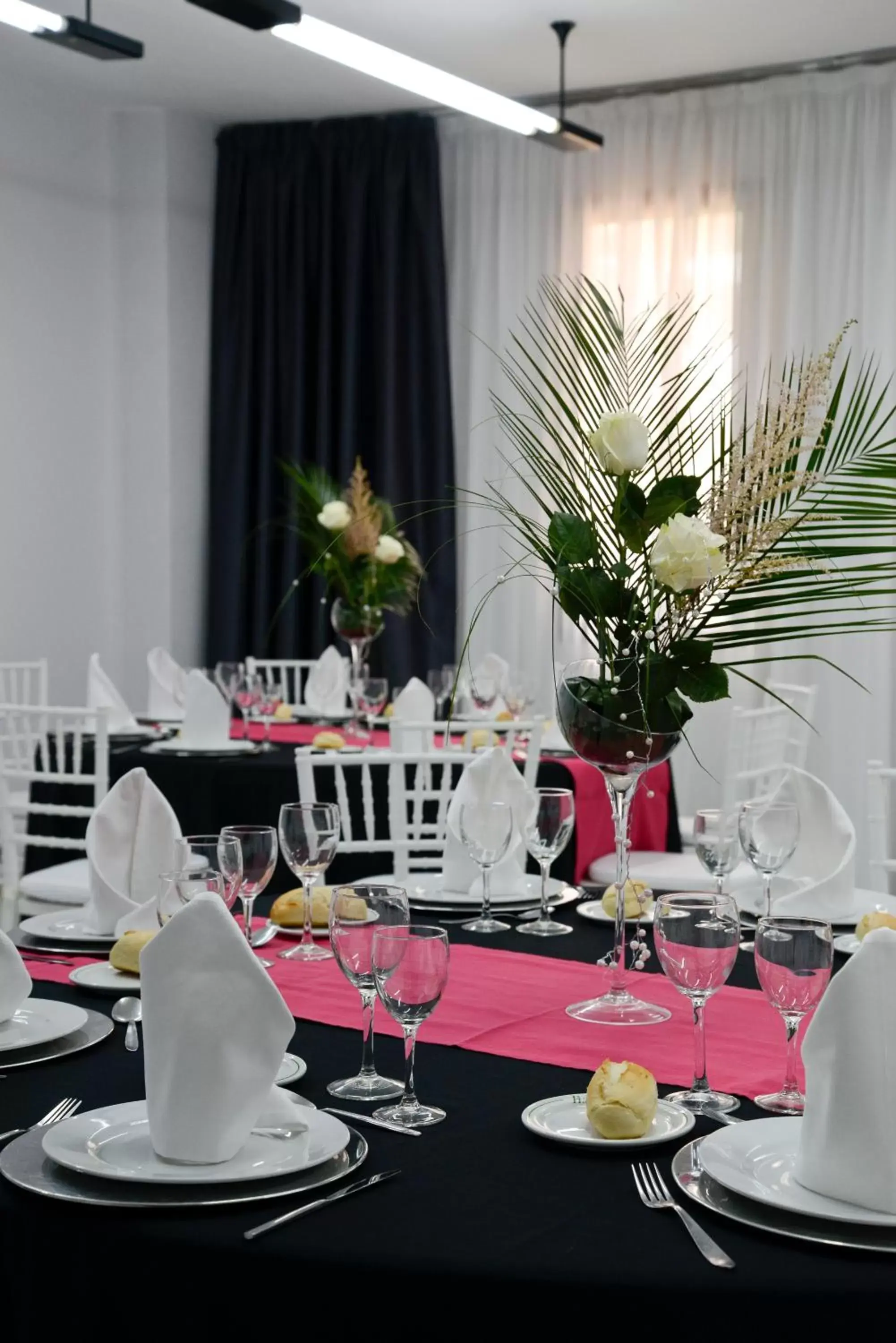 Banquet/Function facilities, Restaurant/Places to Eat in Hotel San Pablo Sevilla