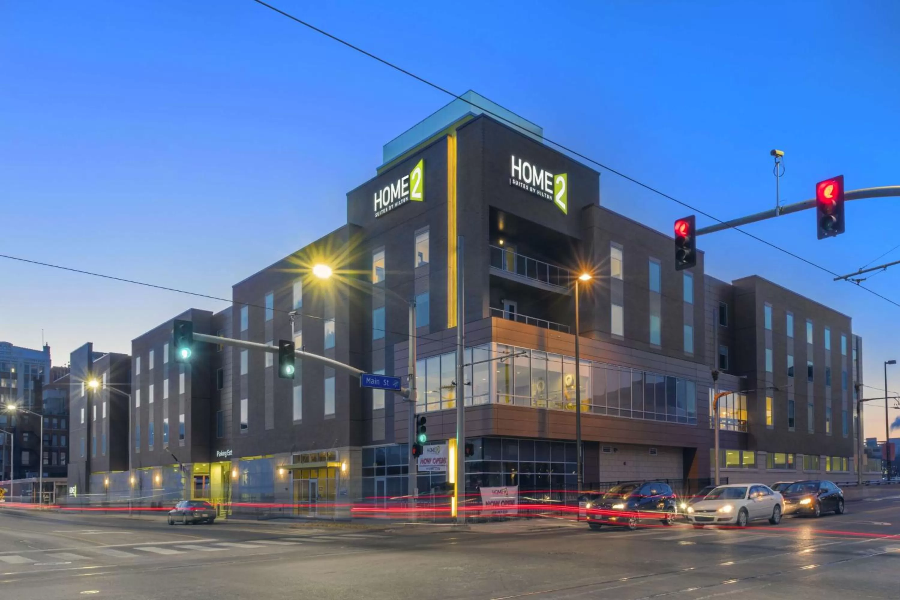 Property building in Home2 Suites Kansas City Downtown