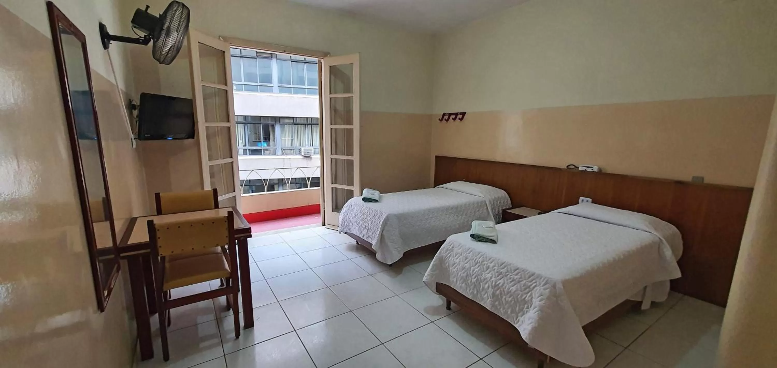 Single Room - single occupancy in Hotel Plaza Olido
