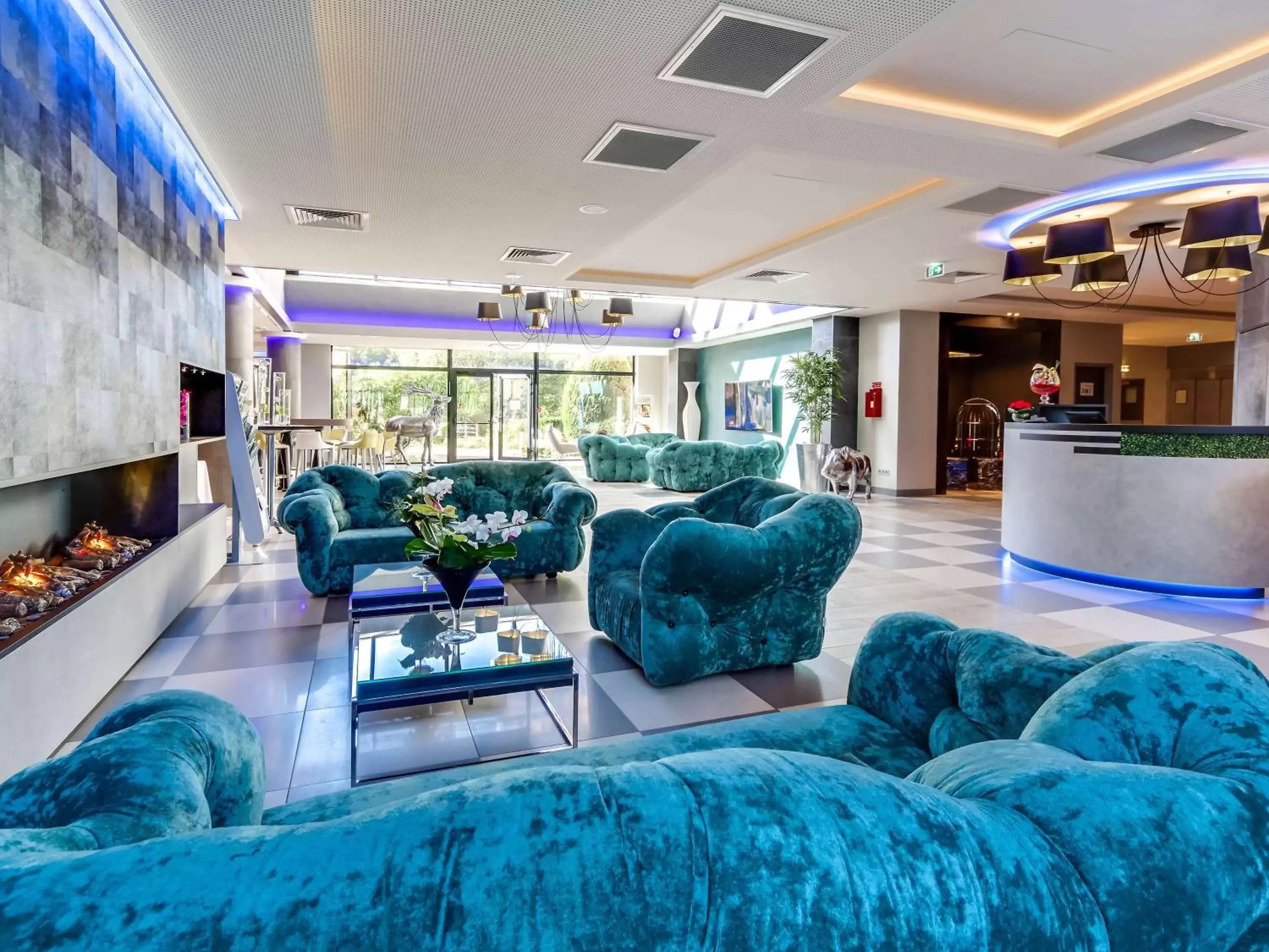 Property building, Lobby/Reception in Novotel Orléans Saint Jean de Braye