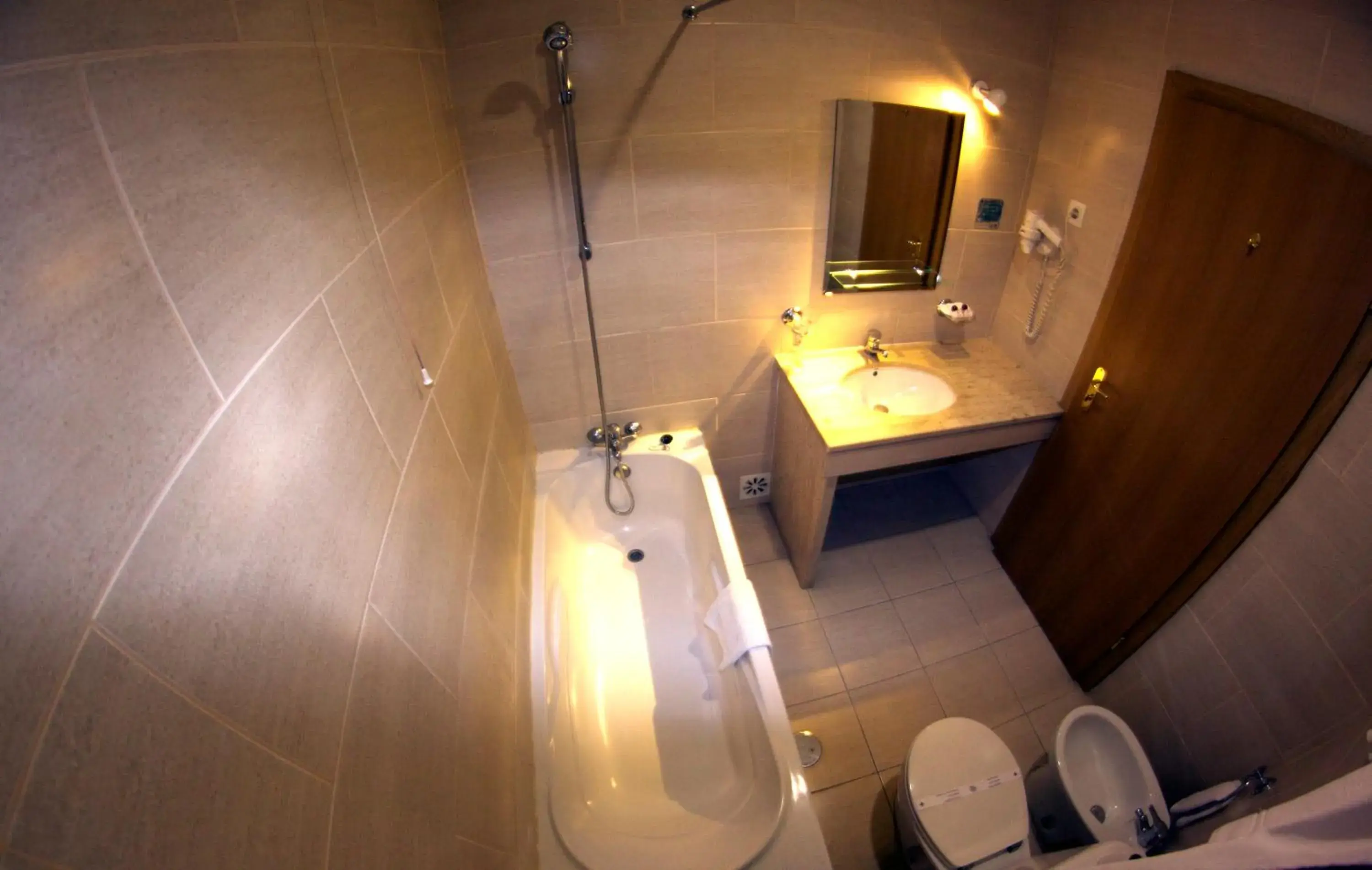 Bathroom in Hotel Durao Bathroom in Hotel Durao