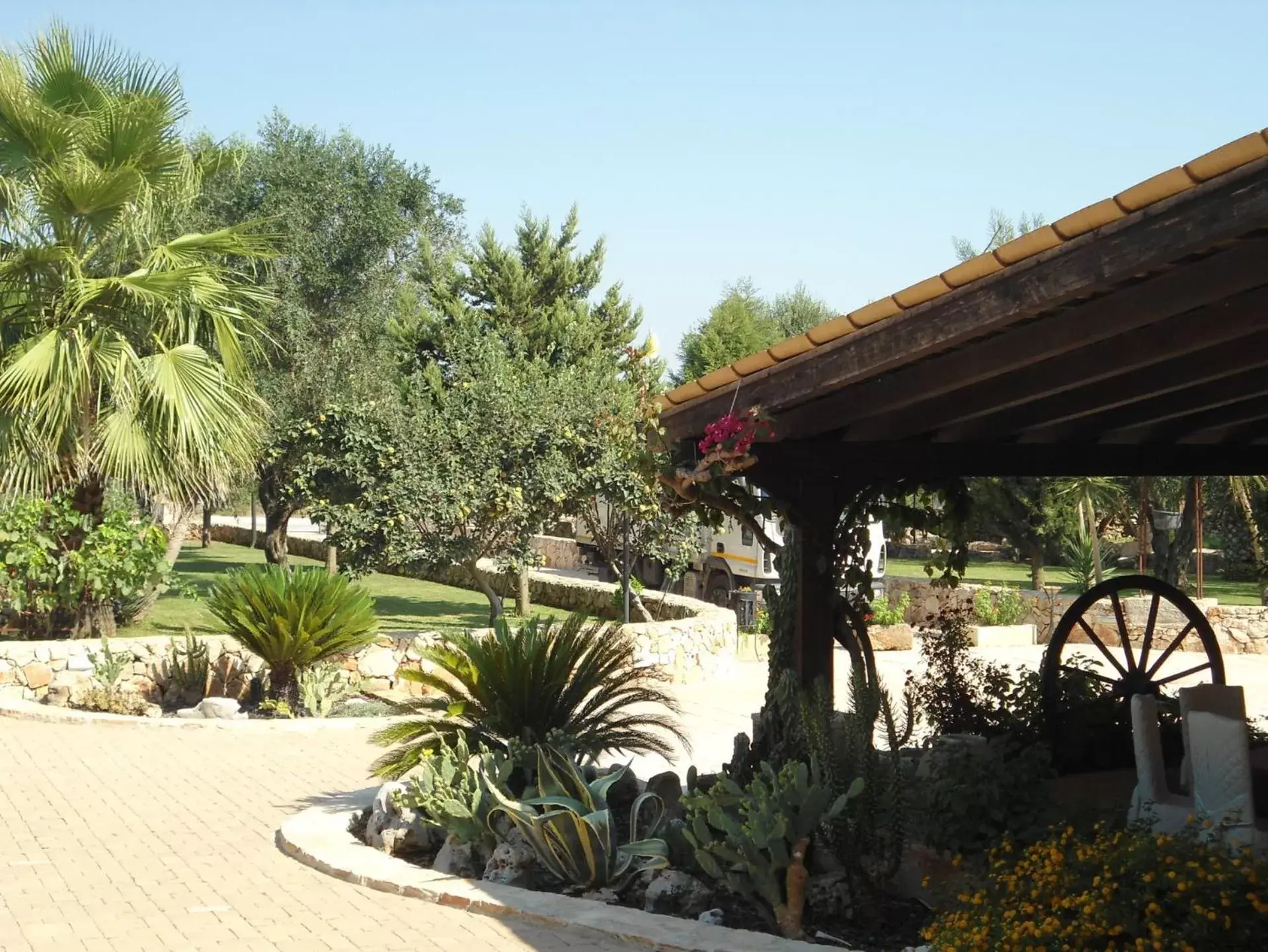 Garden, Patio/Outdoor Area in Hotel Masseria Le Pajare