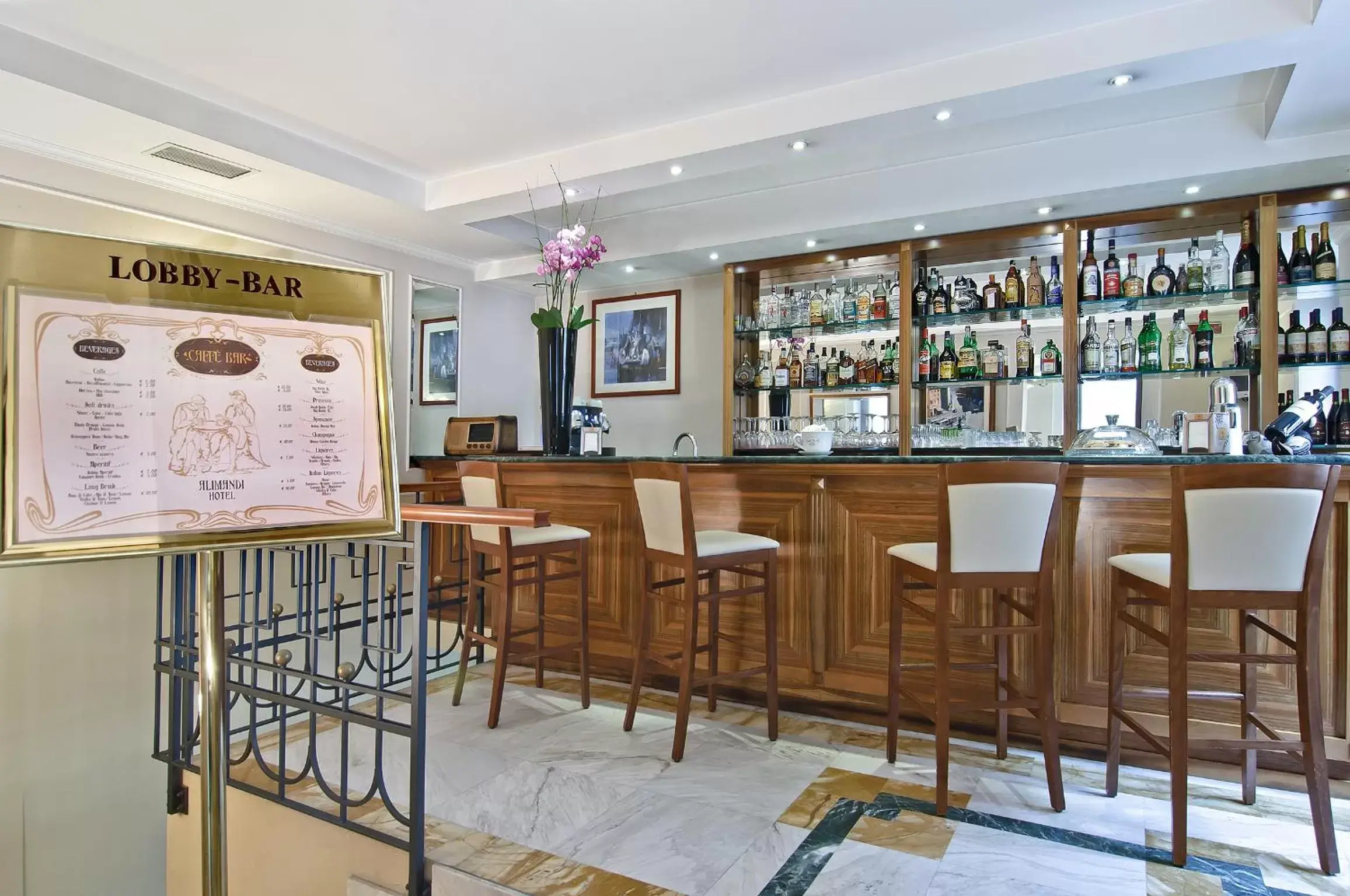 Lounge or bar, Lounge/Bar in Tmark Hotel Vaticano