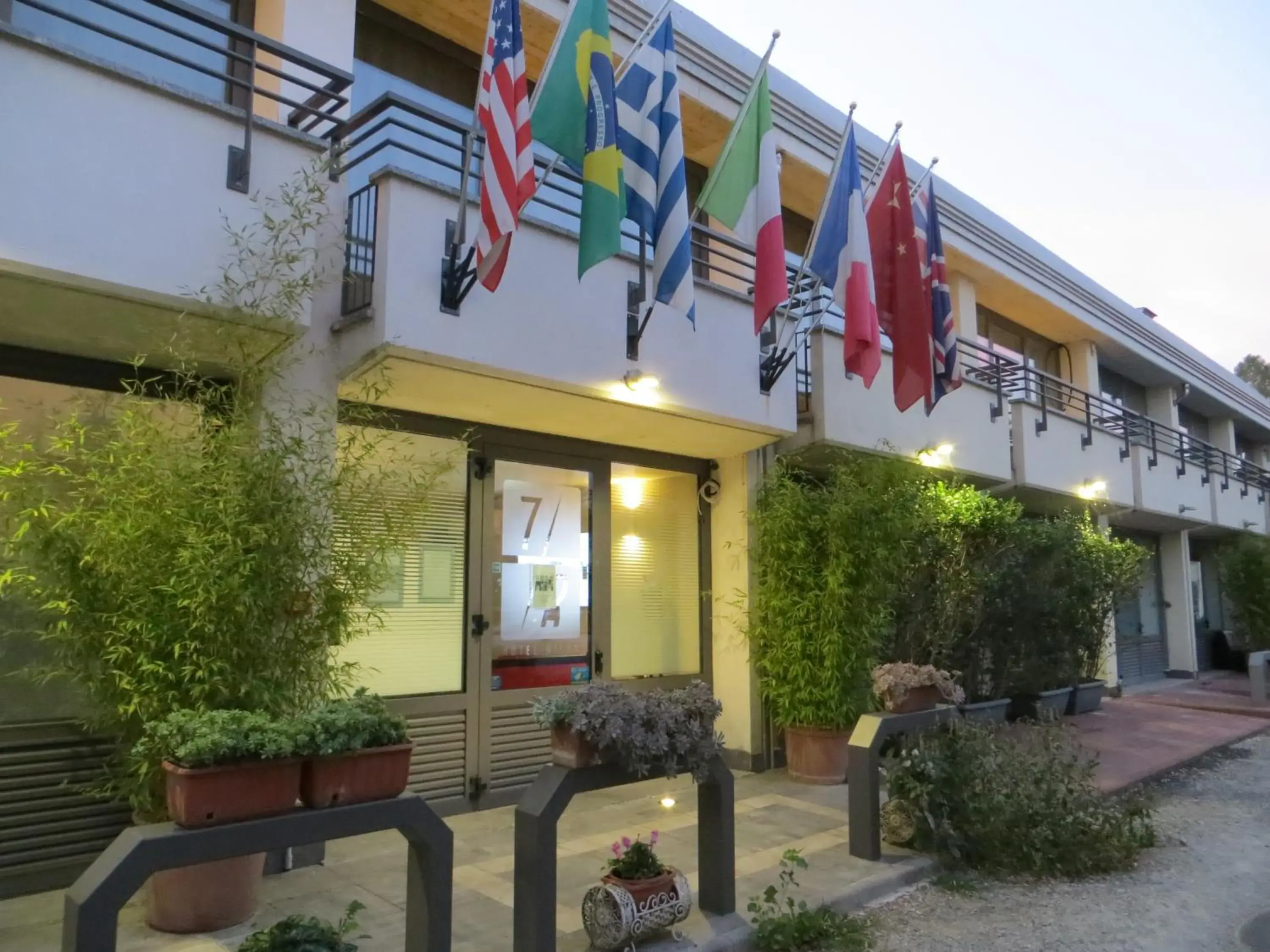 Facade/entrance, Property Building in Hotel Seven Rooms