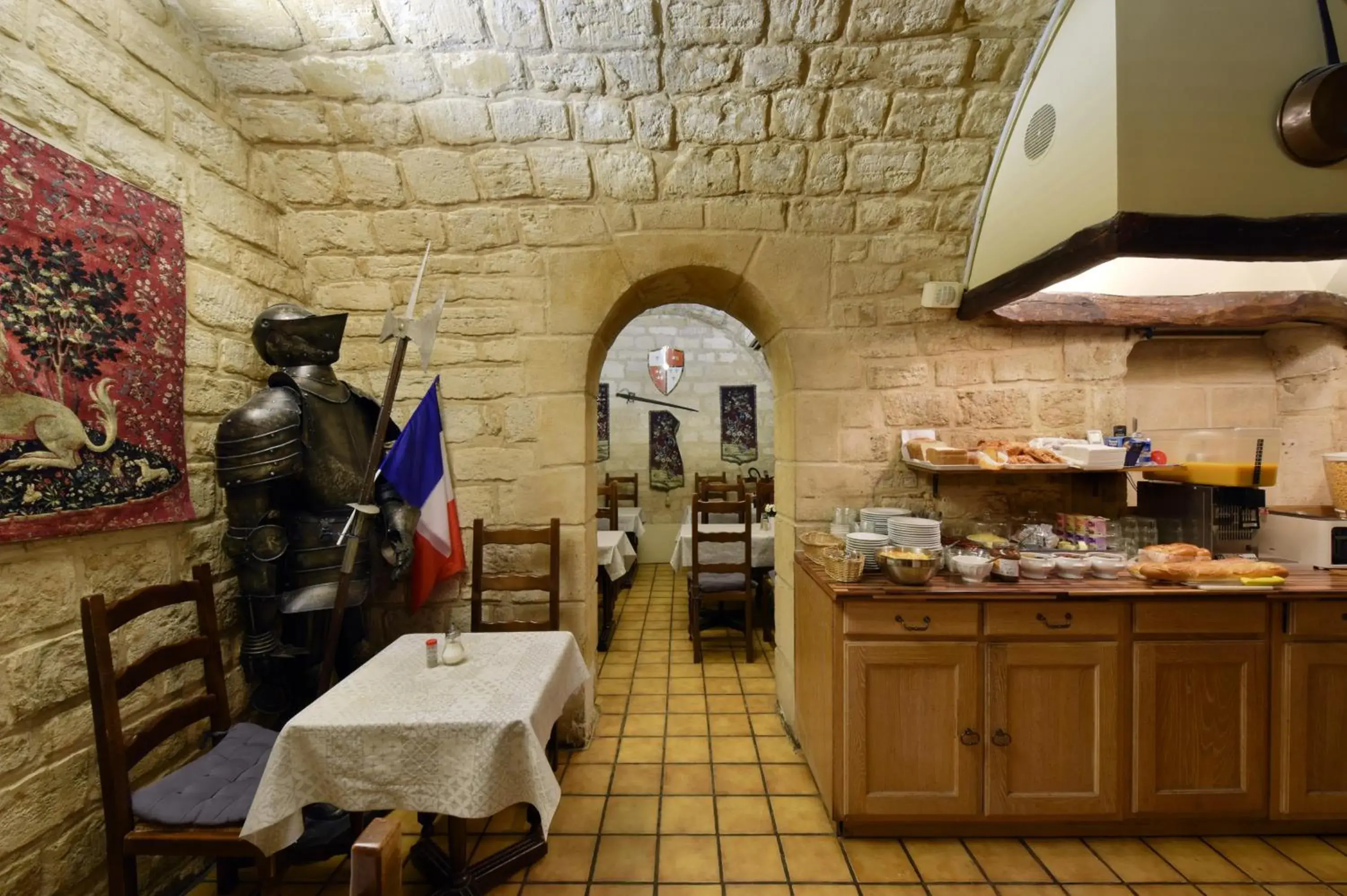 Buffet breakfast, Restaurant/Places to Eat in New Hôtel Gare Du Nord