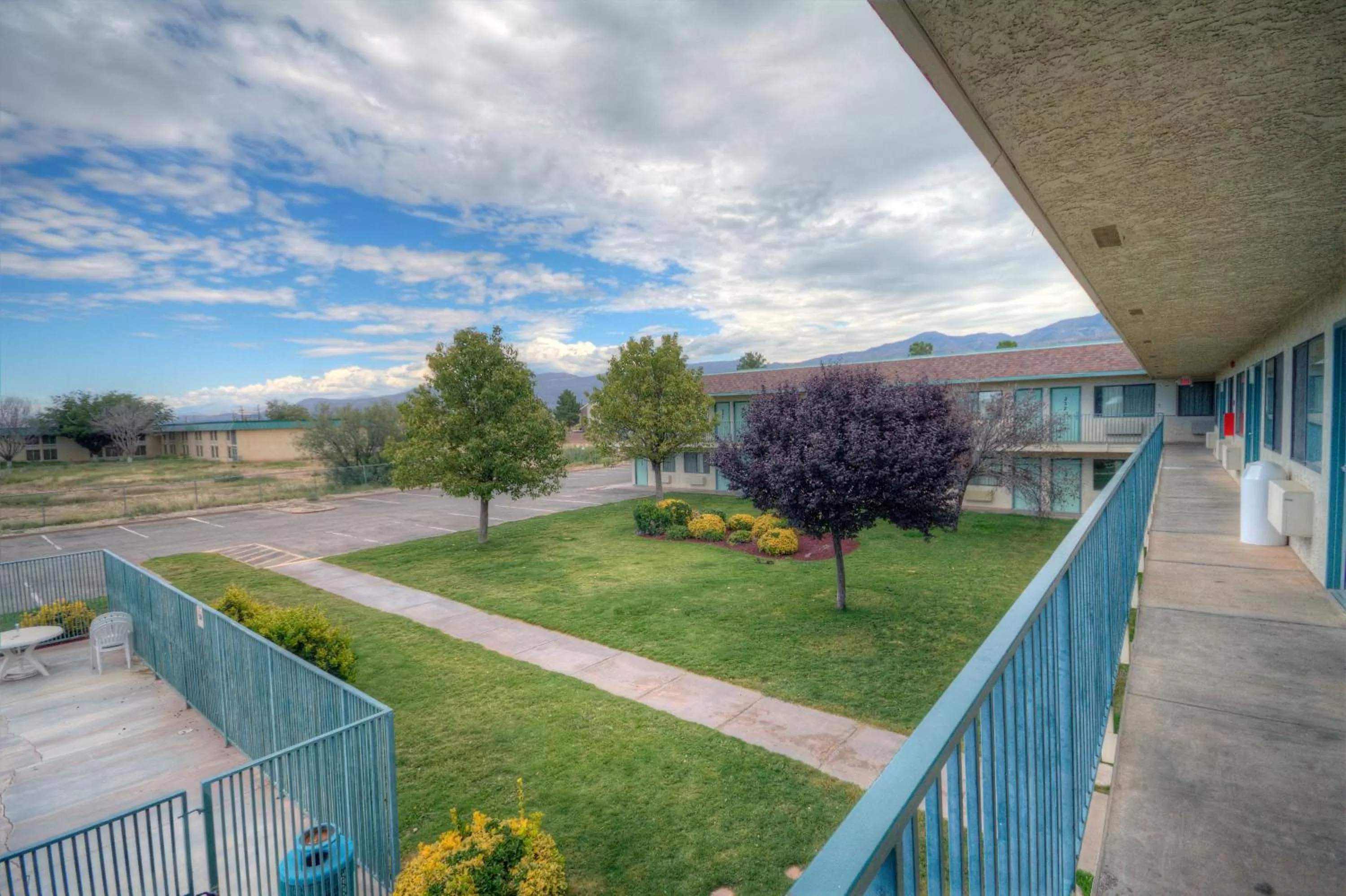 Facade/entrance in Motel 6-Alamogordo, NM