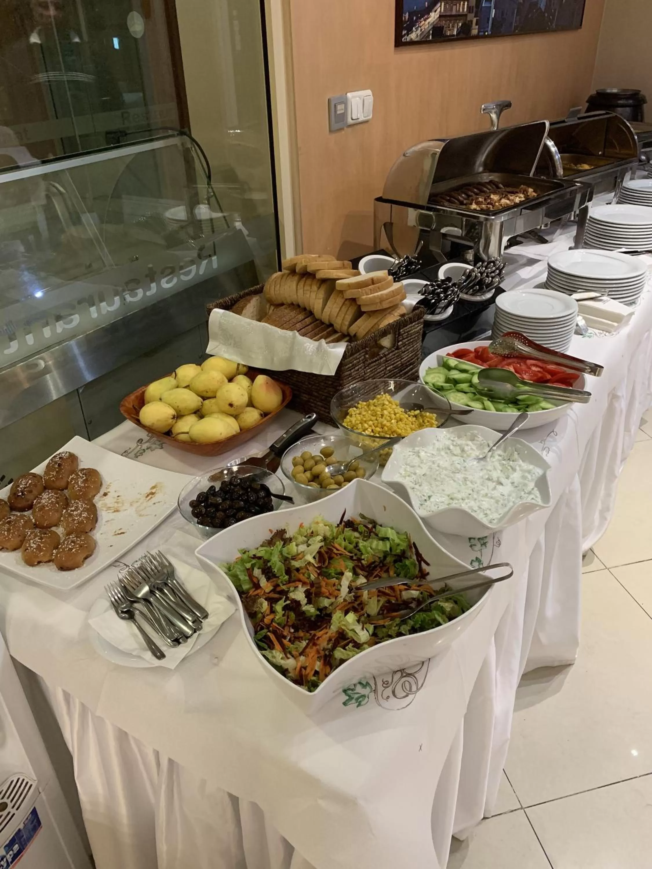 Restaurant/places to eat in City Hotel Plovdiv