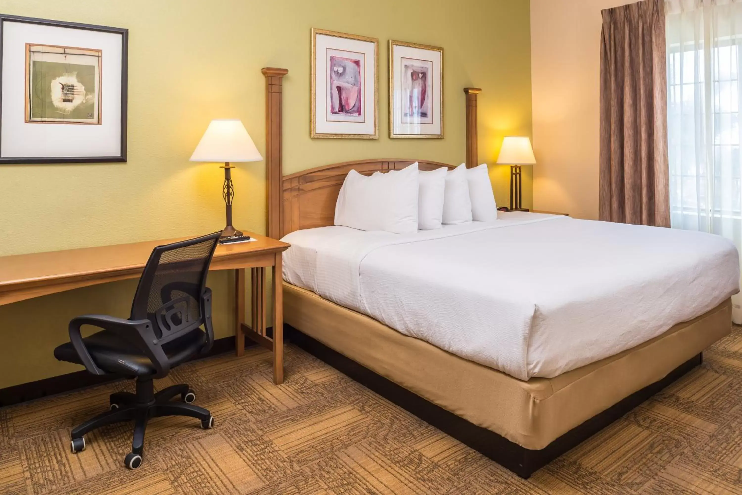 Photo of the whole room, Bed in Staybridge Suites Las Cruces, an IHG Hotel