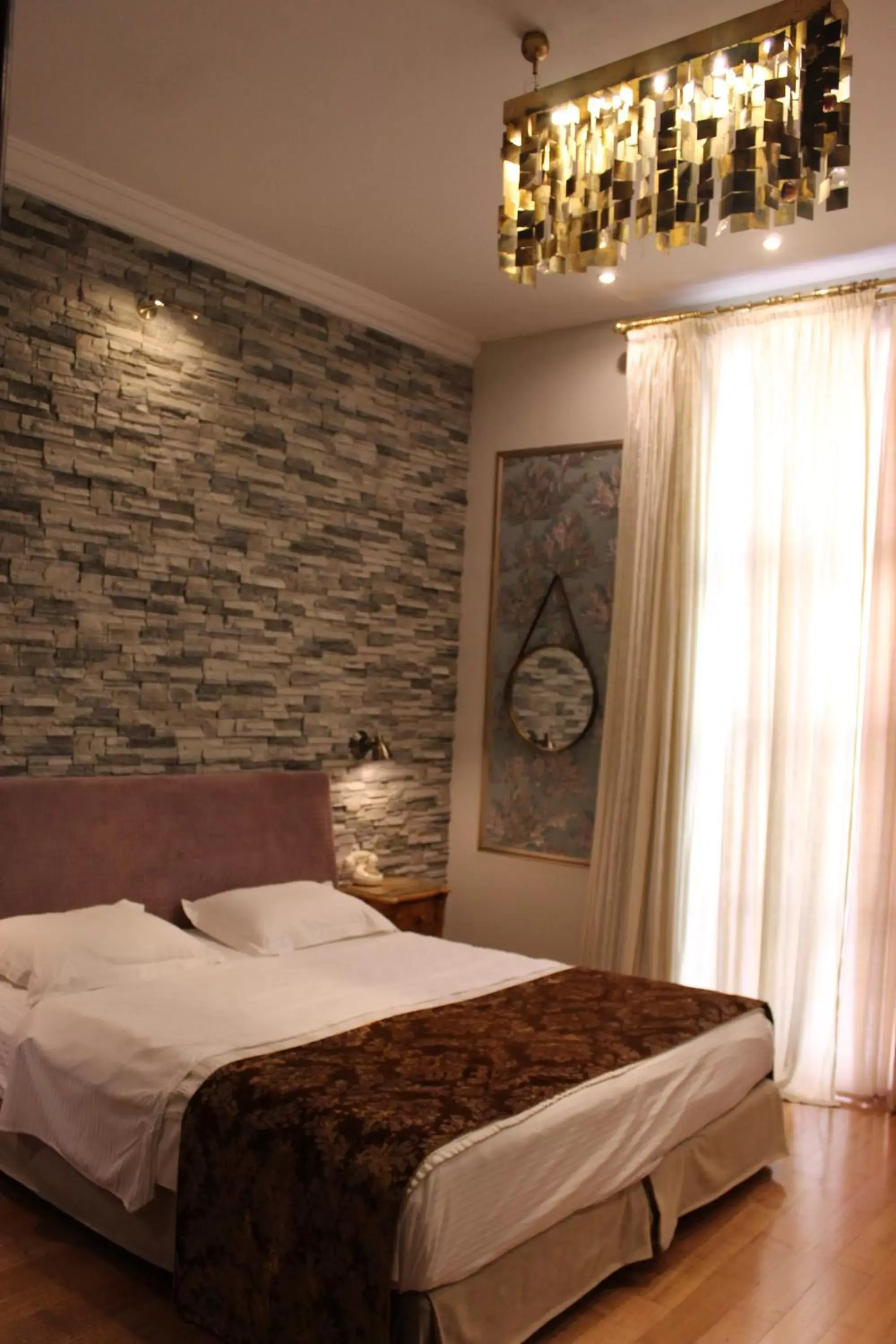 Photo of the whole room, Bed in Andromeda Hotel Thessaloniki