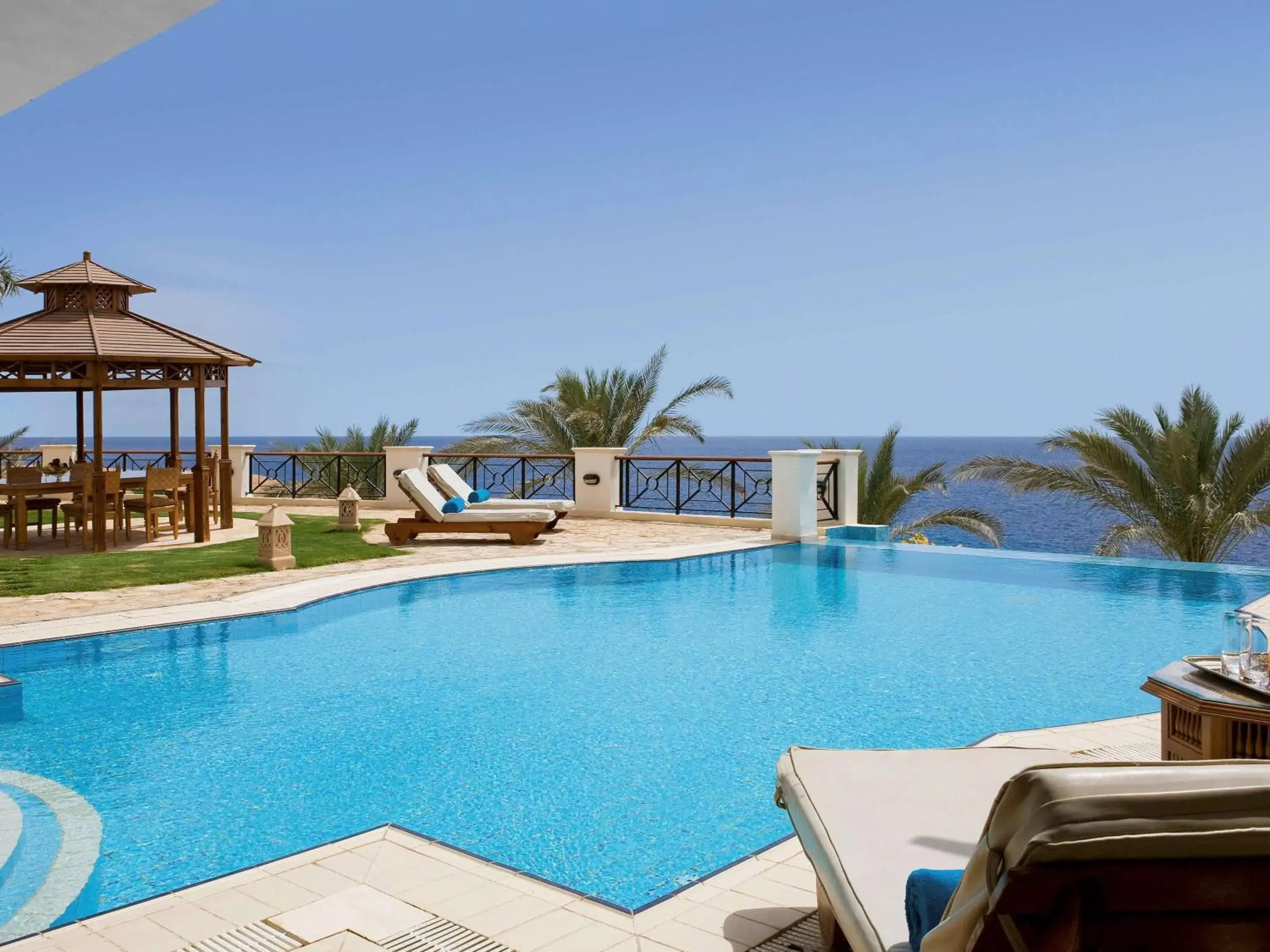 Photo of the whole room, Swimming Pool in Movenpick Resort Sharm El Sheikh