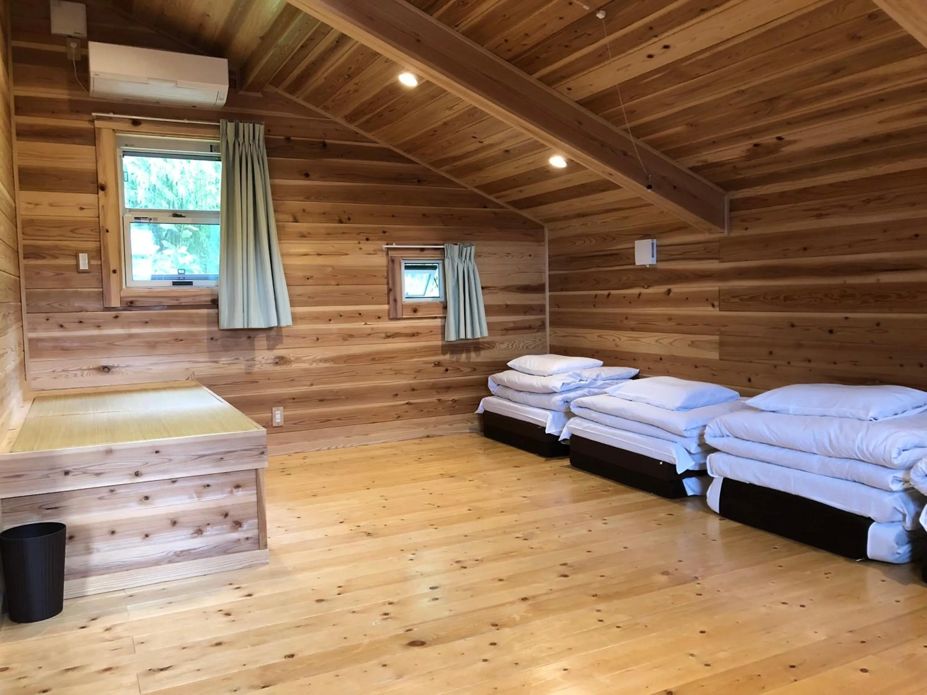 Photo of the whole room, Bed in Villa Orange Cabin