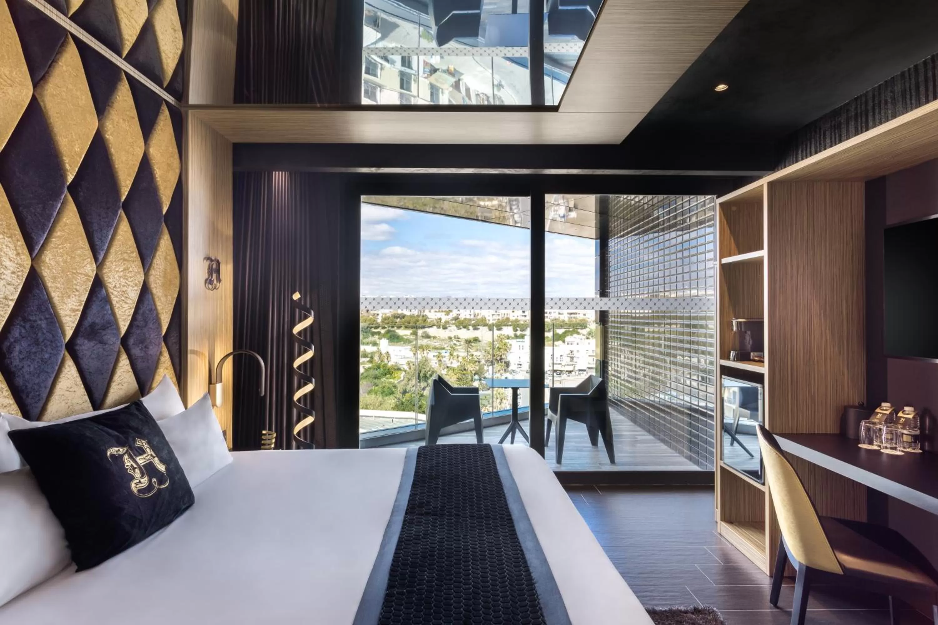 Property logo or sign, Bed in H Hotel & SPA - Adults Only