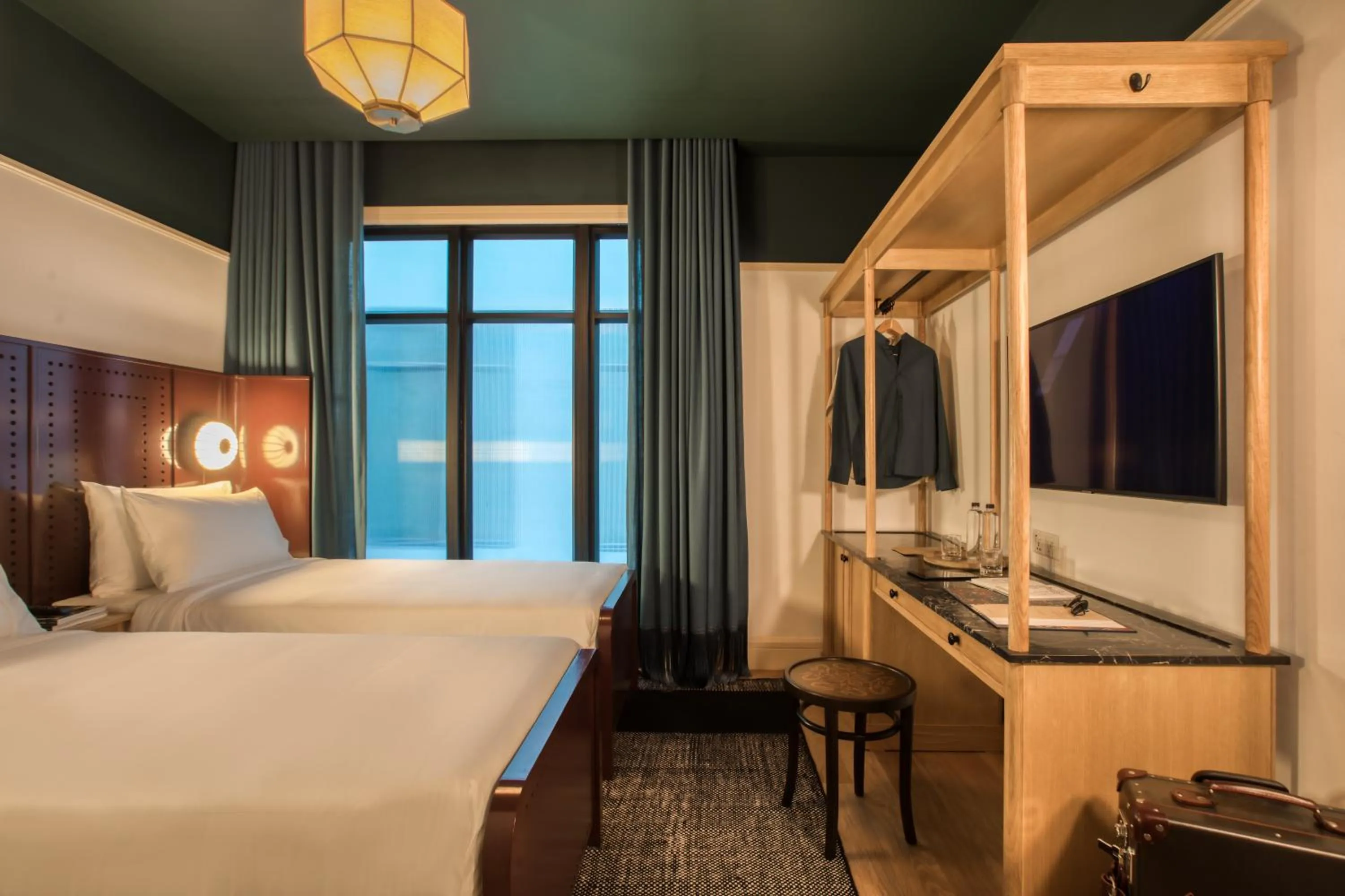 Seating area, Bed in The Chow Kit - an Ormond Hotel