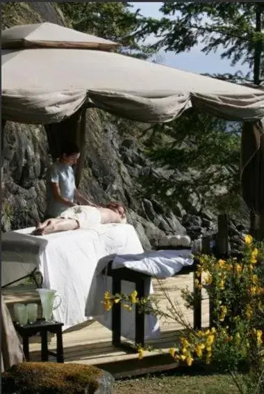 Spa and wellness centre/facilities, Restaurant/Places to Eat in Rockwater Secret Cove Resort