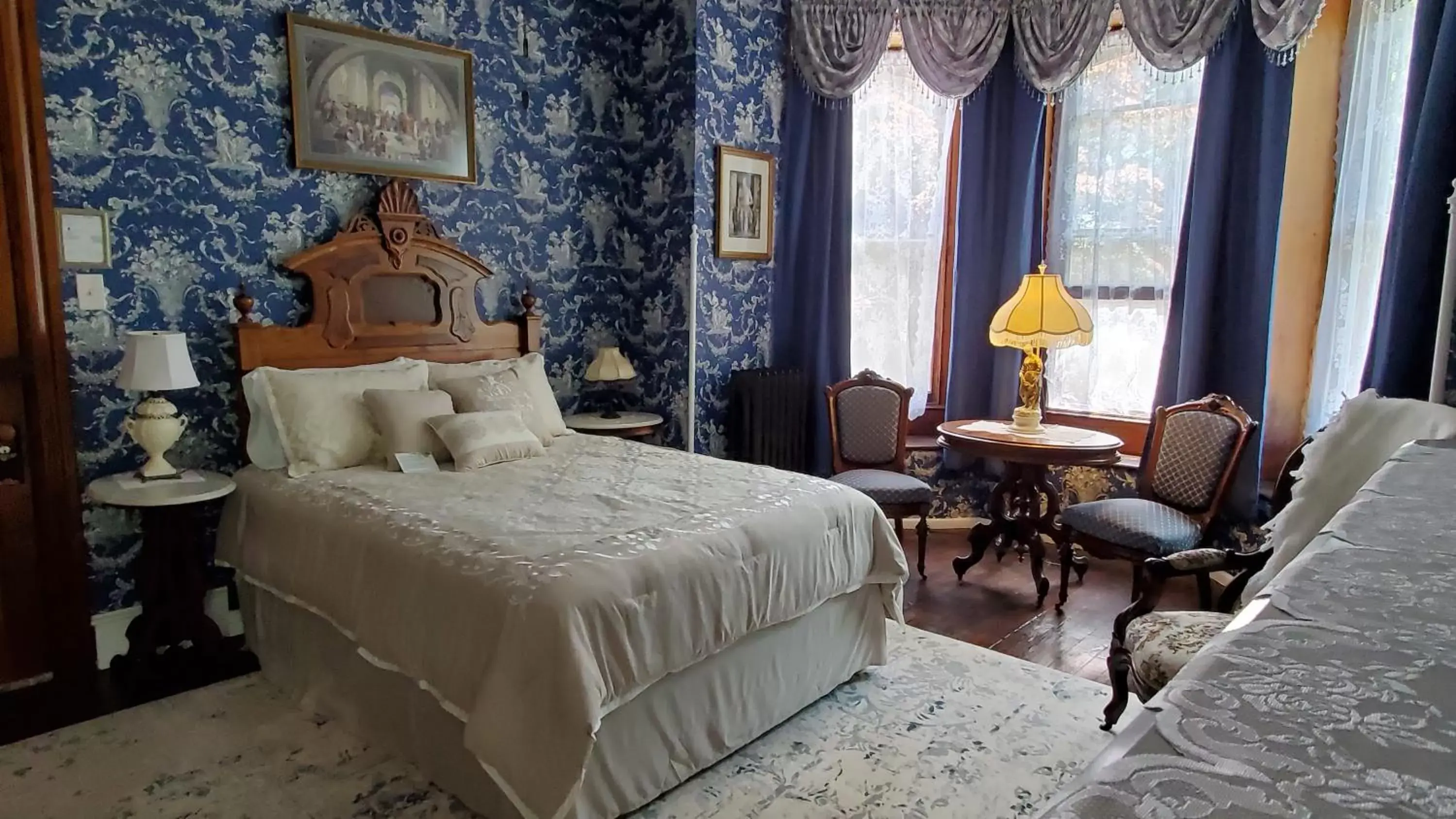 Bedroom in Gifford-Risley House Bed and Breakfast