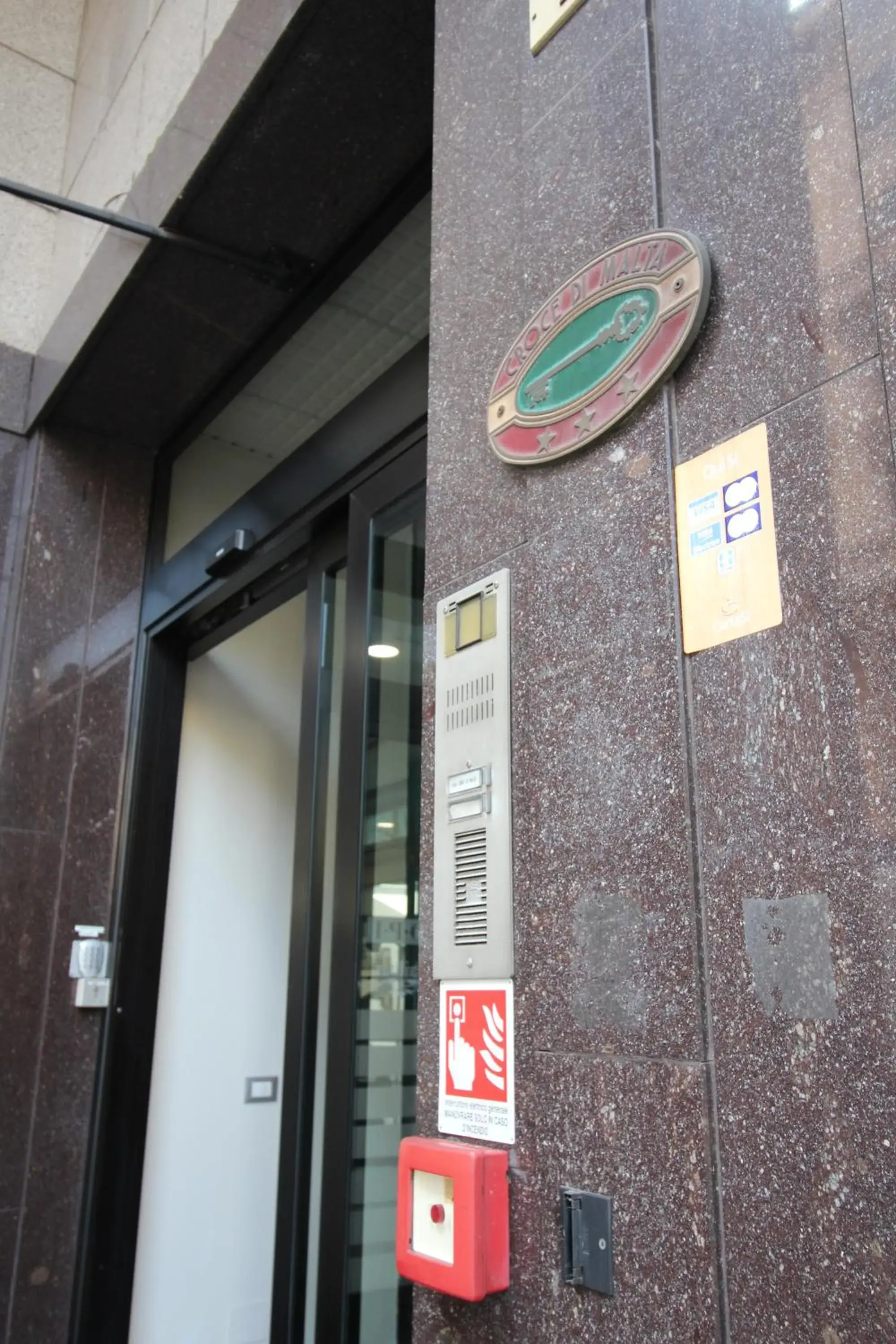 Facade/entrance in Hotel Croce Di Malta