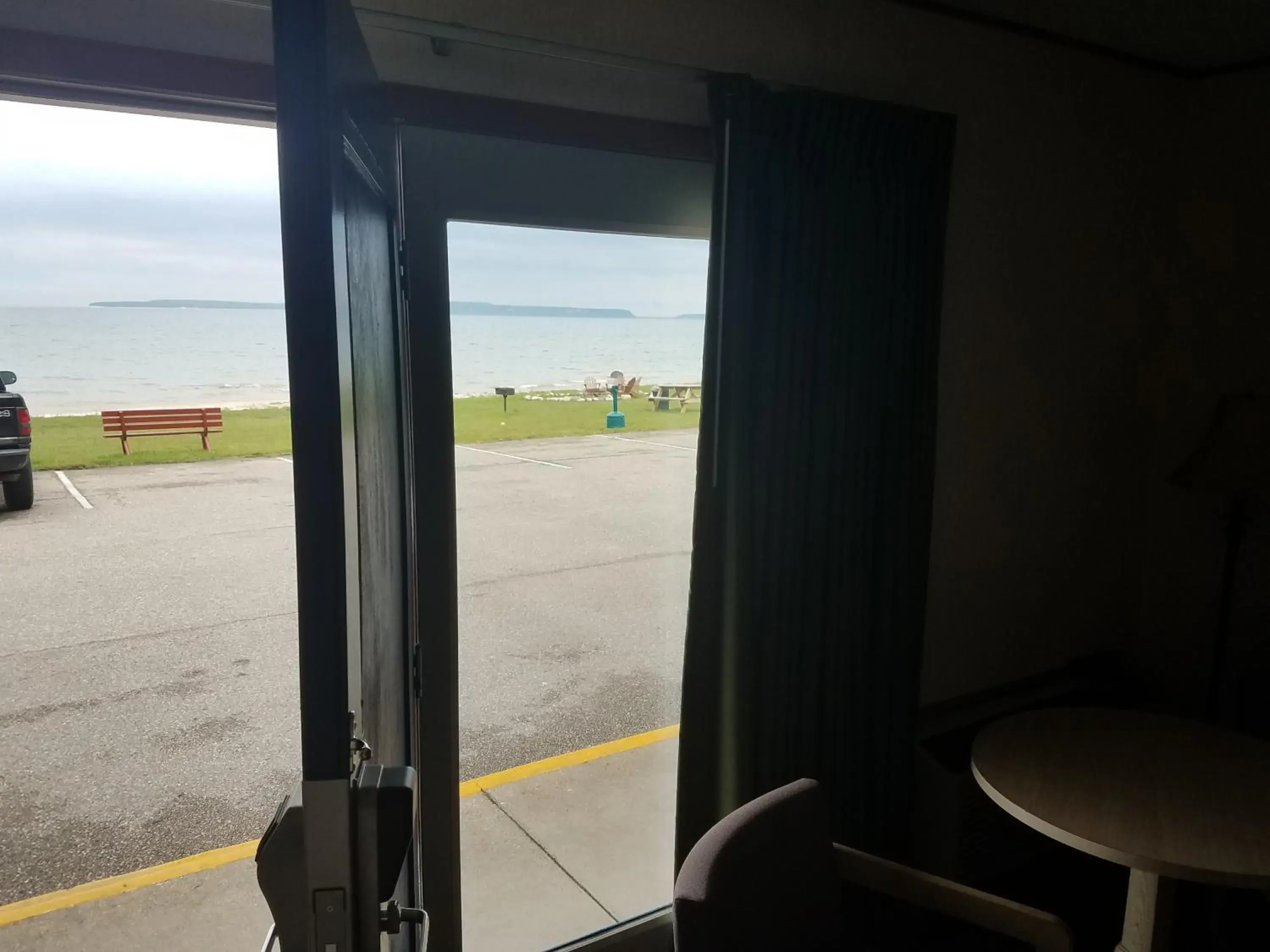 Day in Days Inn & Suites by Wyndham St. Ignace Lakefront