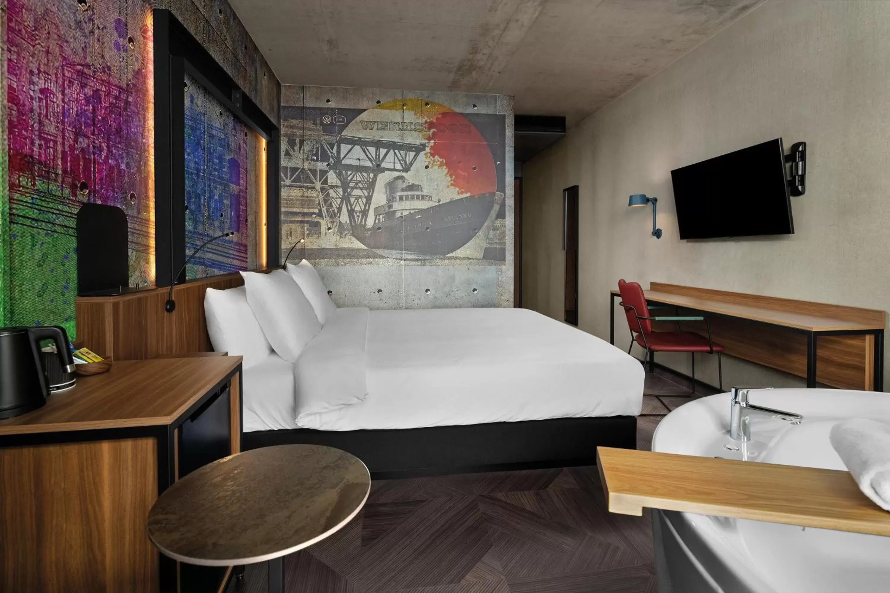 Bed in Inntel Hotels Amsterdam Landmark