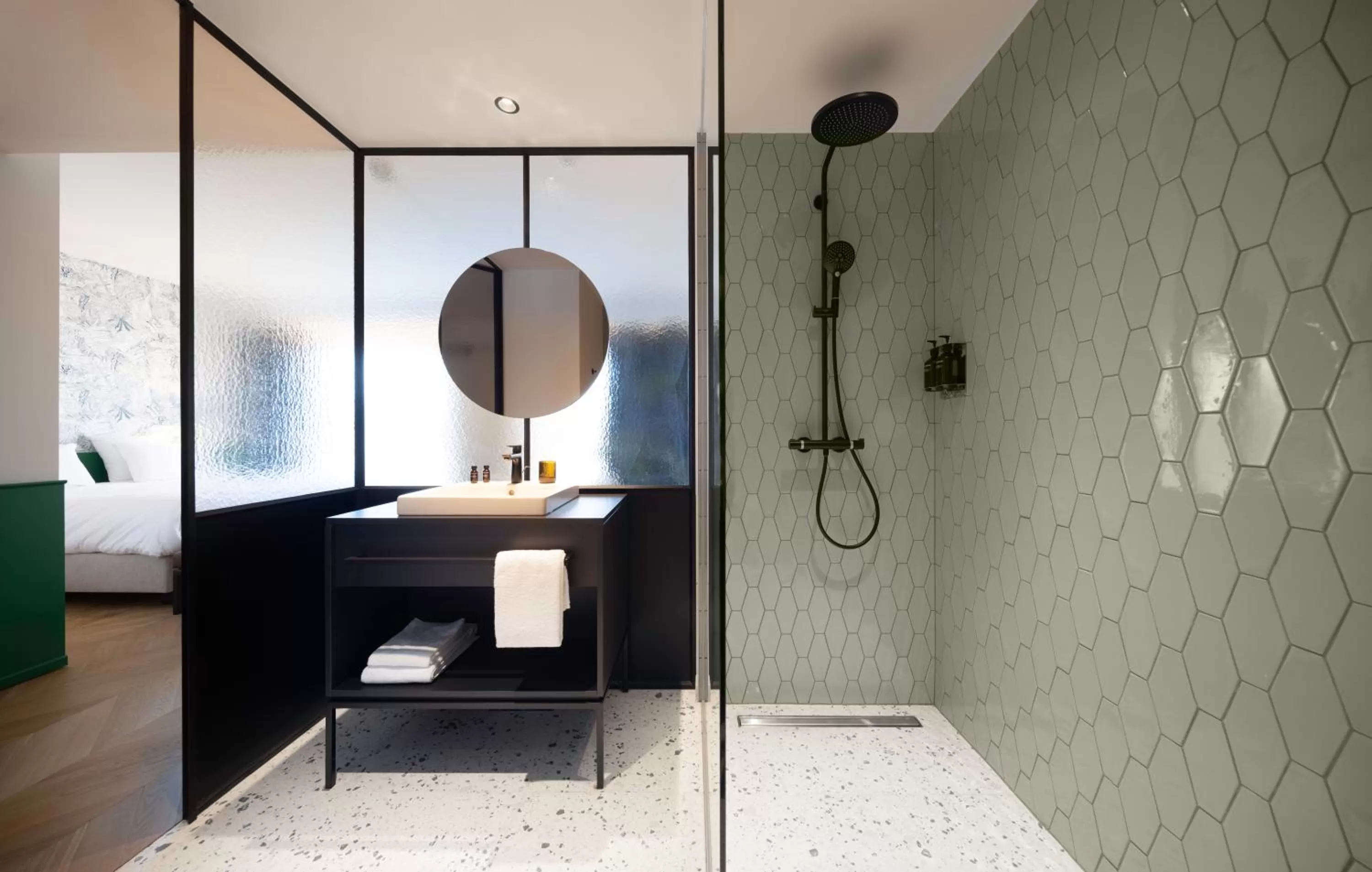 Shower in Yalo Urban Boutique Hotel Gent