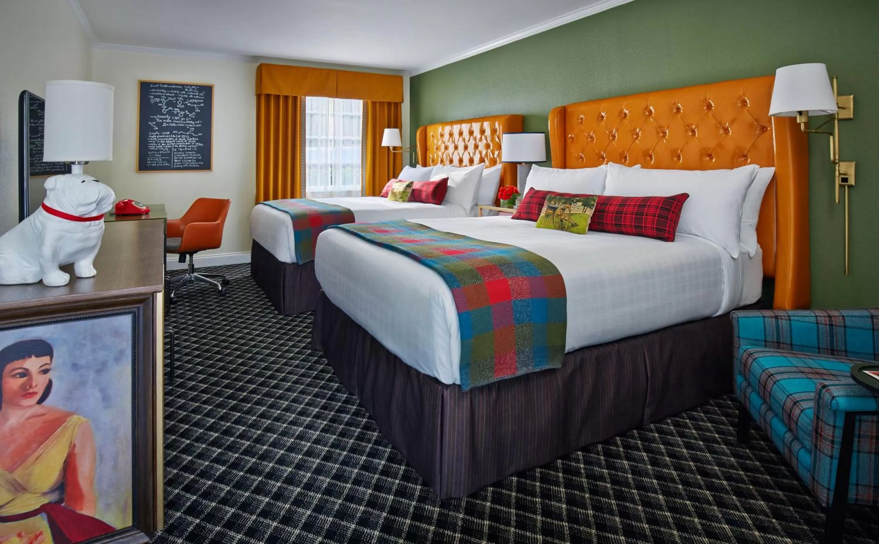 Photo of the whole room, Bed in Graduate Athens