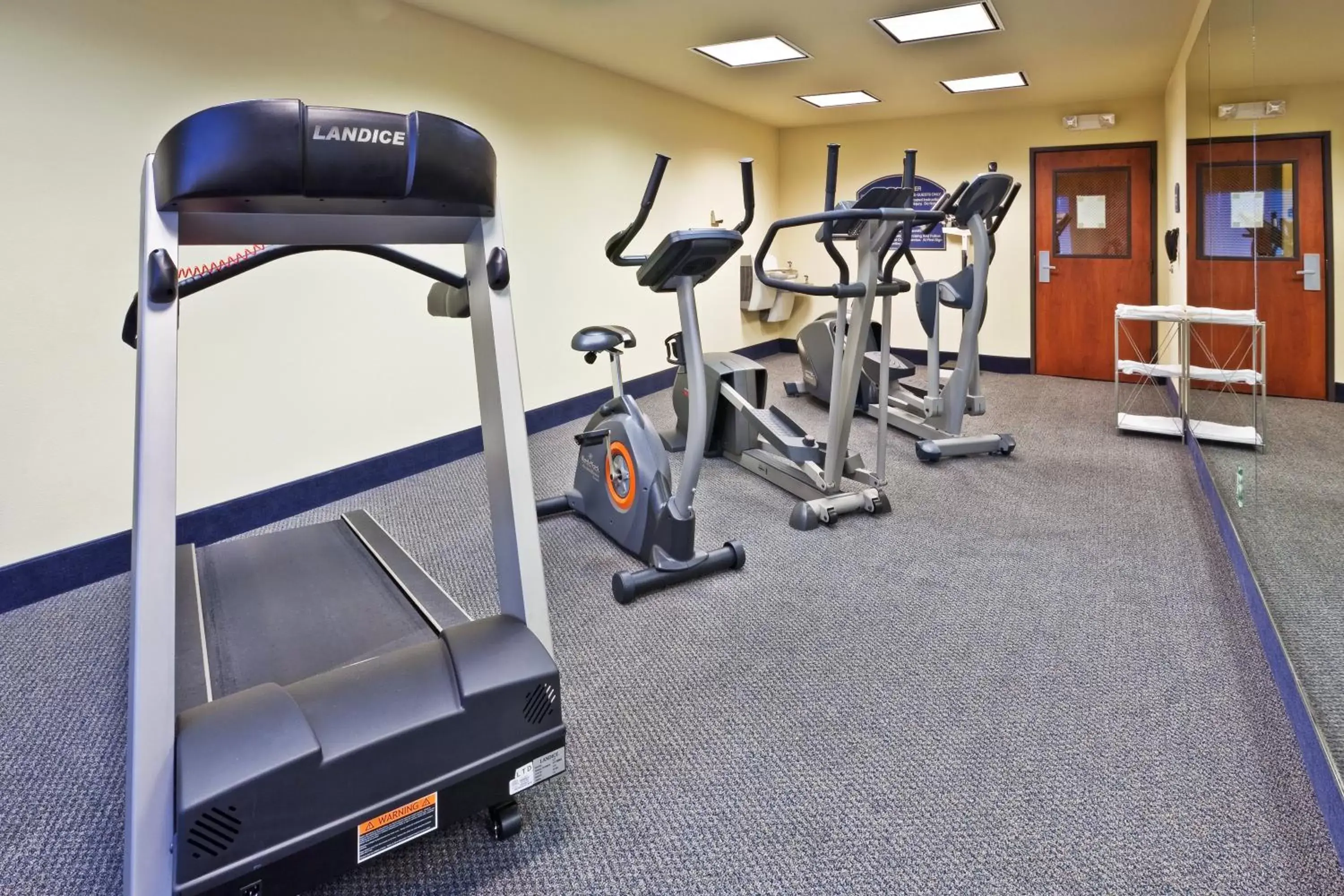 Fitness centre/facilities, Fitness Center/Facilities in Holiday Inn Express Hotel & Suites Paragould, an IHG Hotel