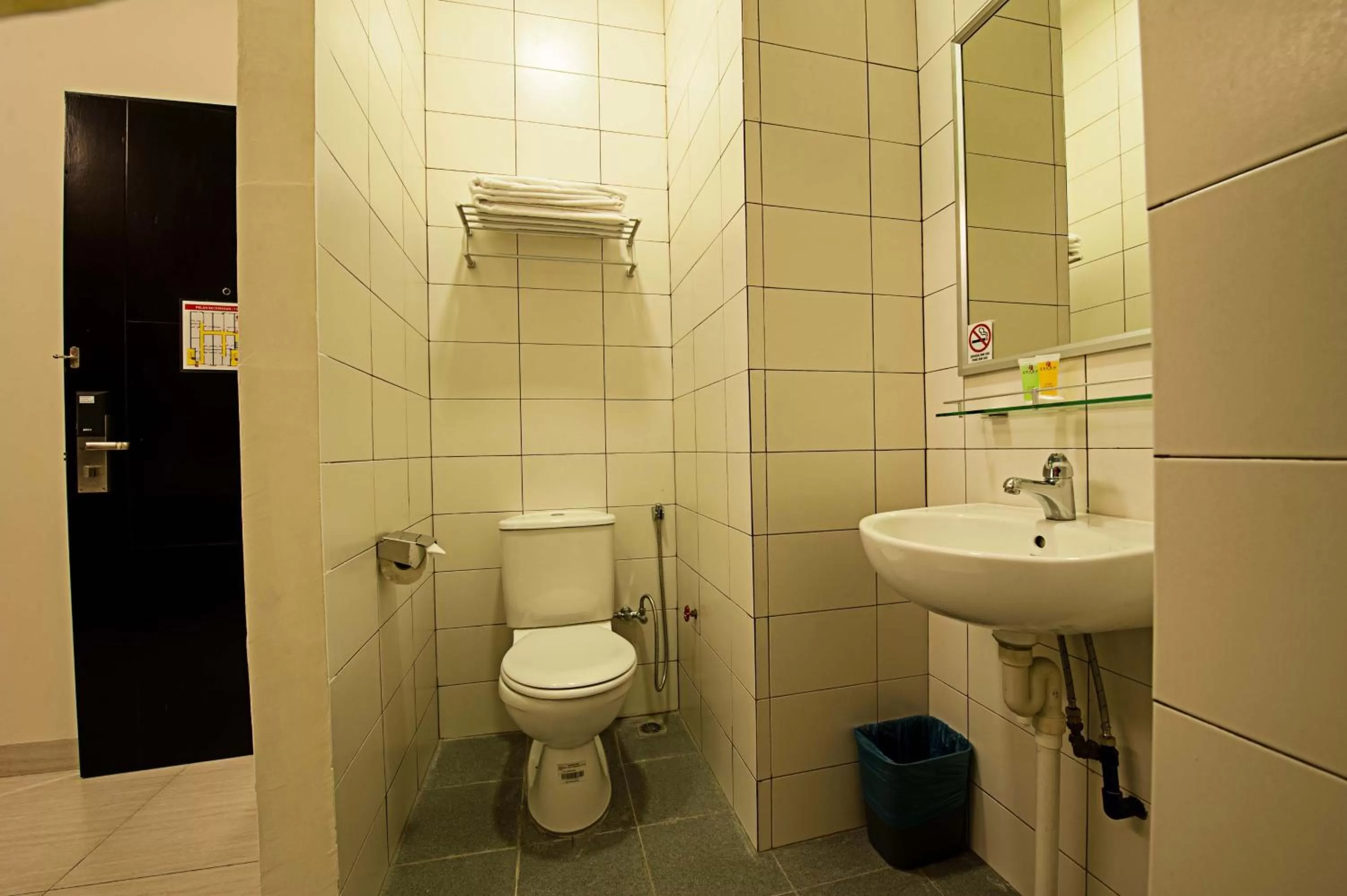 Bathroom in Seven Hotel