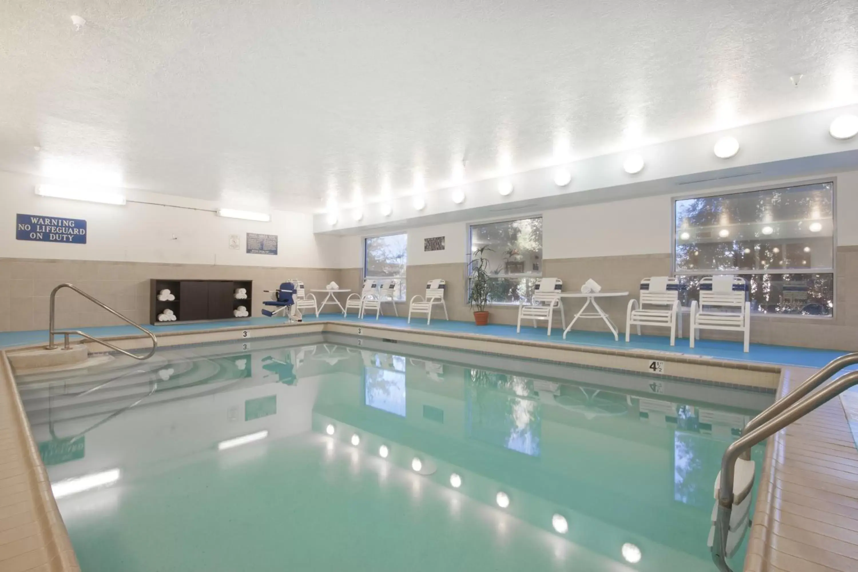 Swimming Pool in Wingate by Wyndham Great Falls