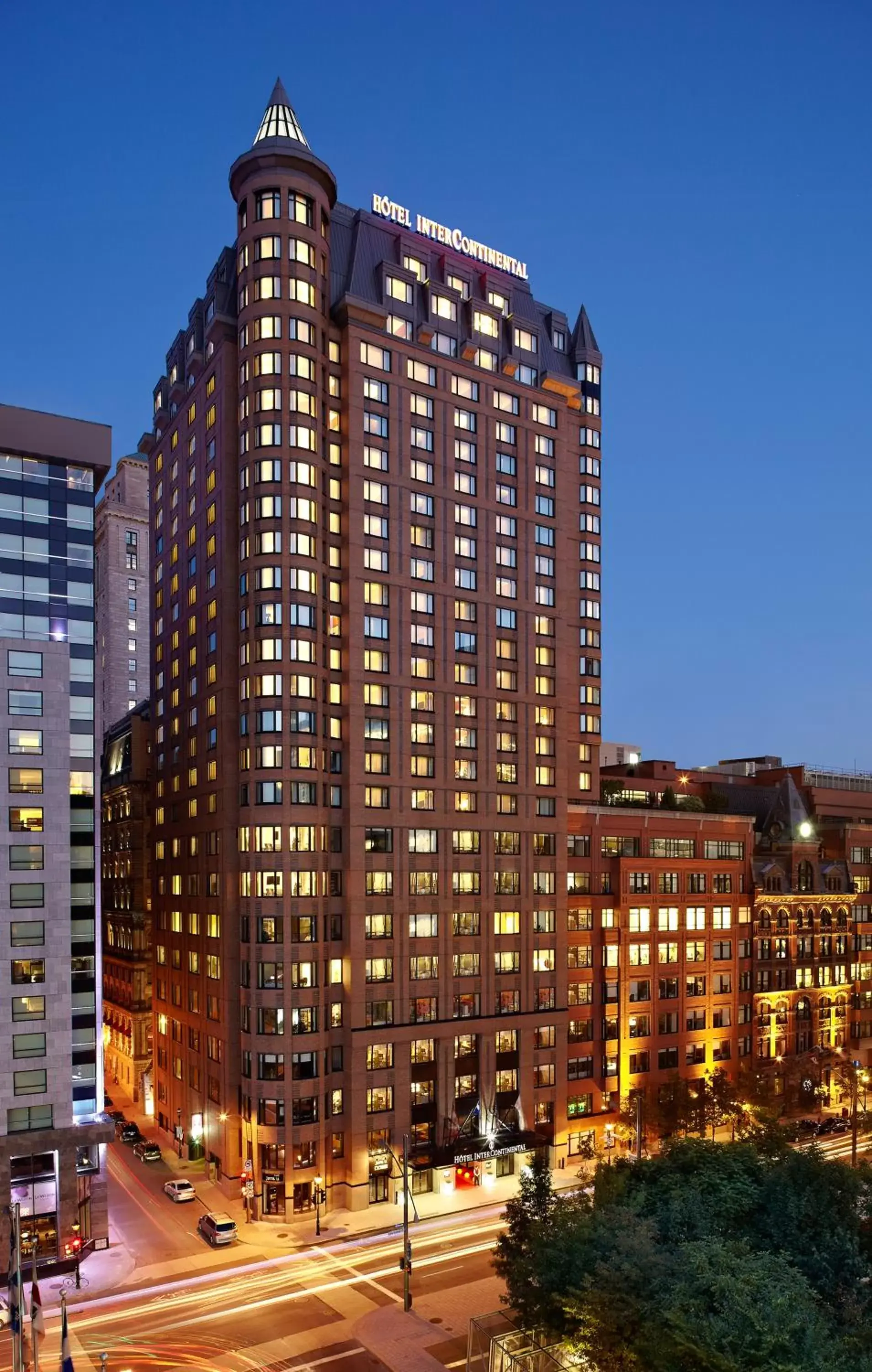 Property Building in InterContinental Montreal, an IHG Hotel