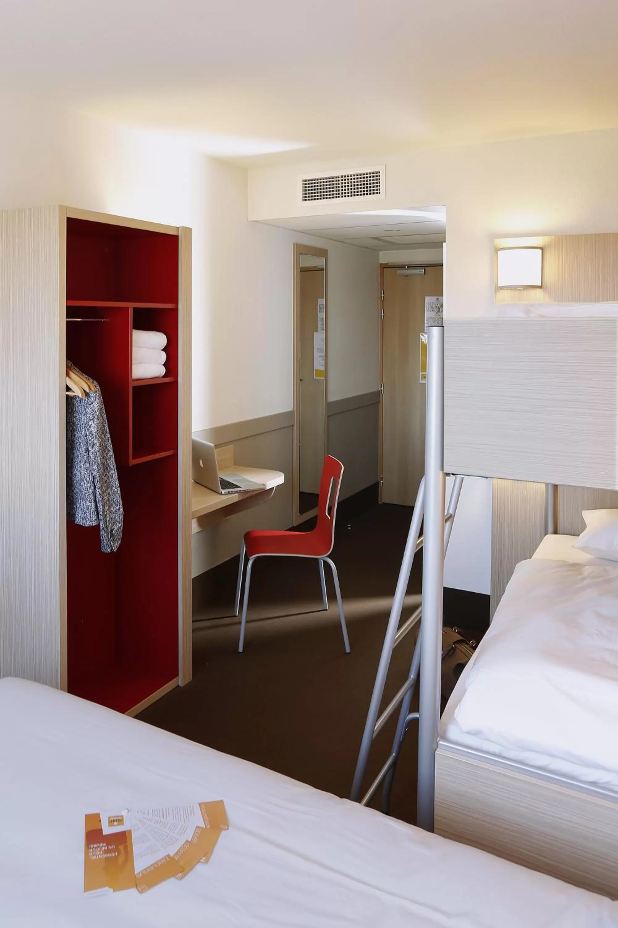 Photo of the whole room, Bed in B&B HOTEL Gap