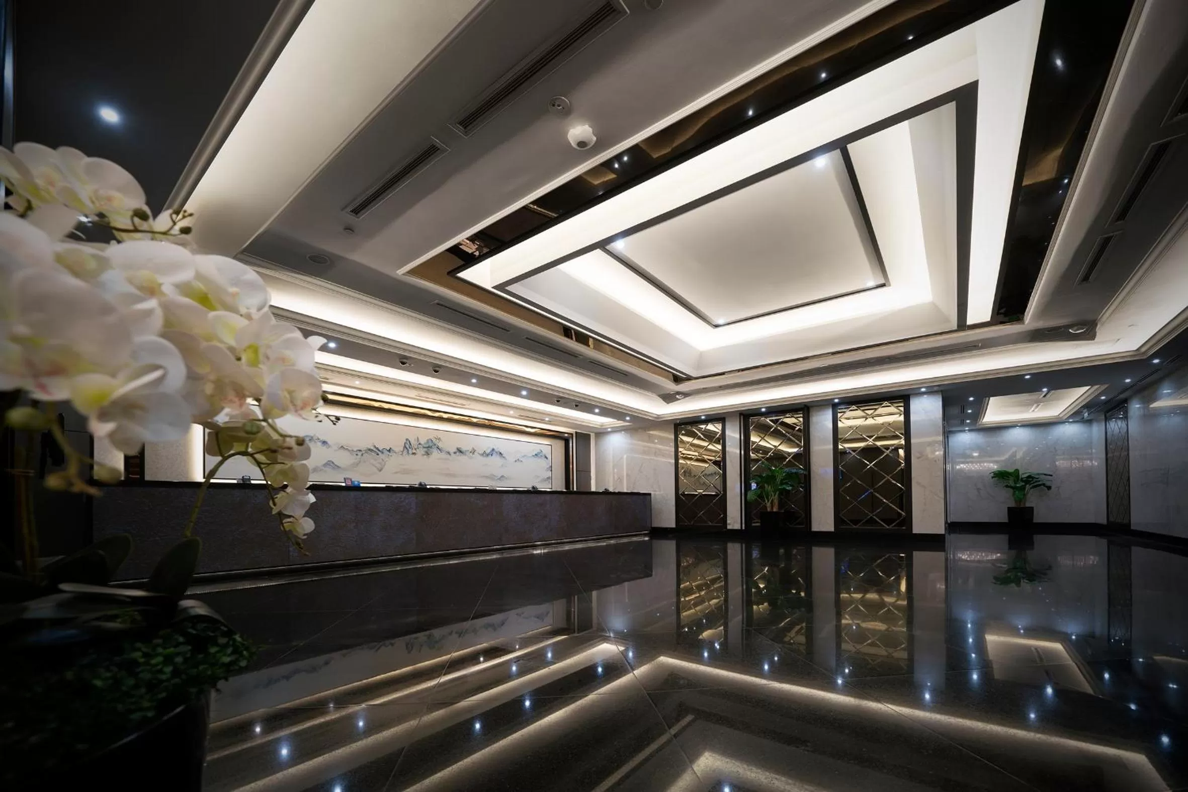 Lobby or reception in V Hotel Lavender