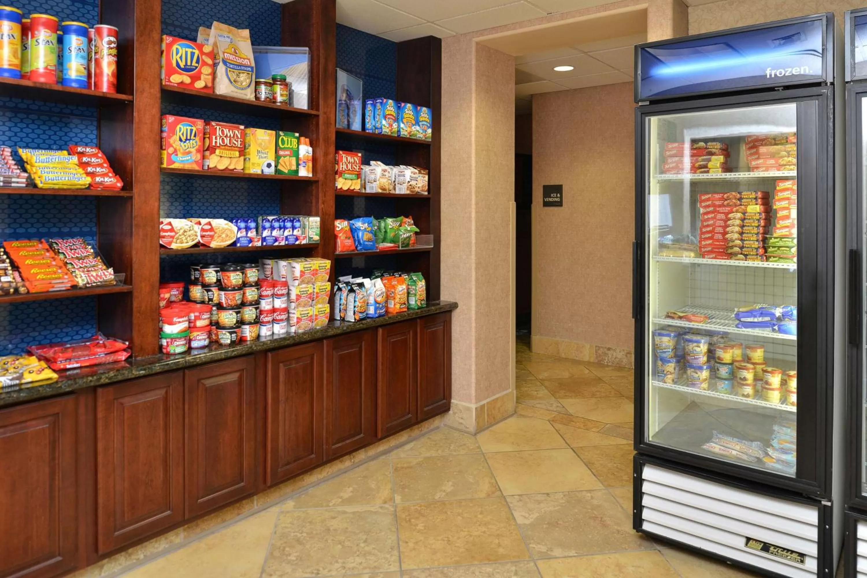 Restaurant/places to eat in Hampton Inn & Suites Boise-Meridian