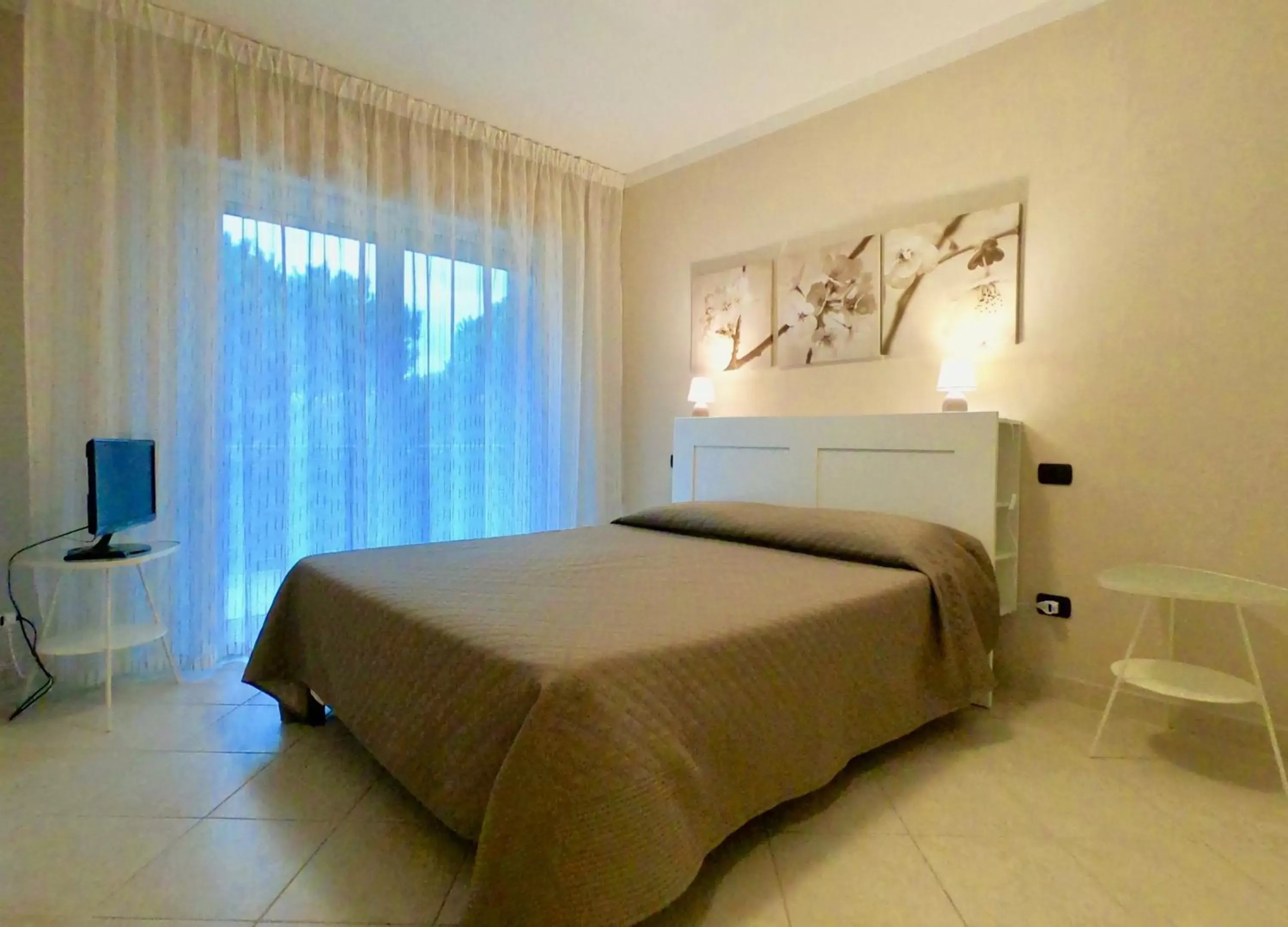 Two-Bedroom Apartment in Michelangelo rta Two-Bedroom Apartment in Michelangelo rta