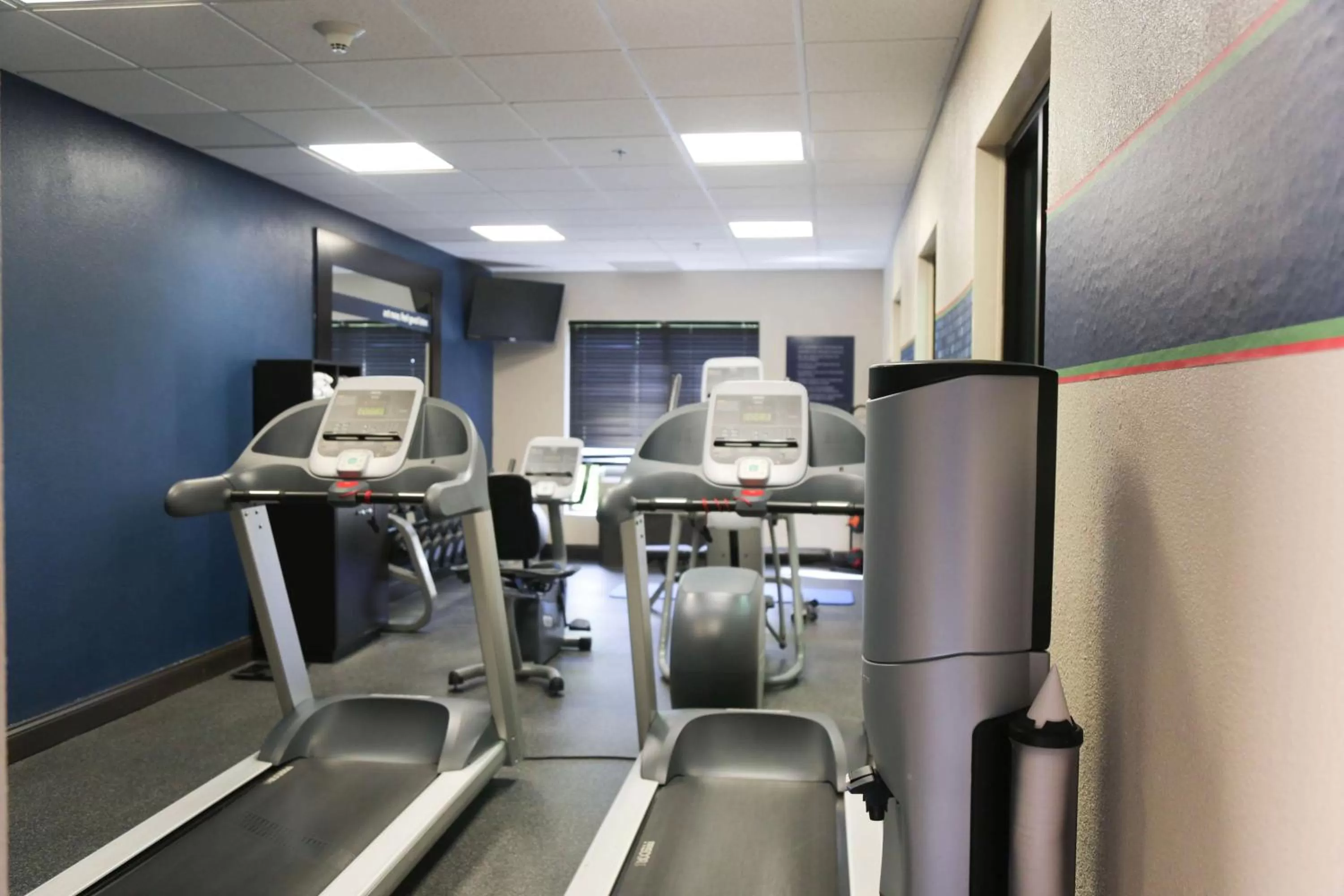 Fitness centre/facilities in Hampton Inn Morehead