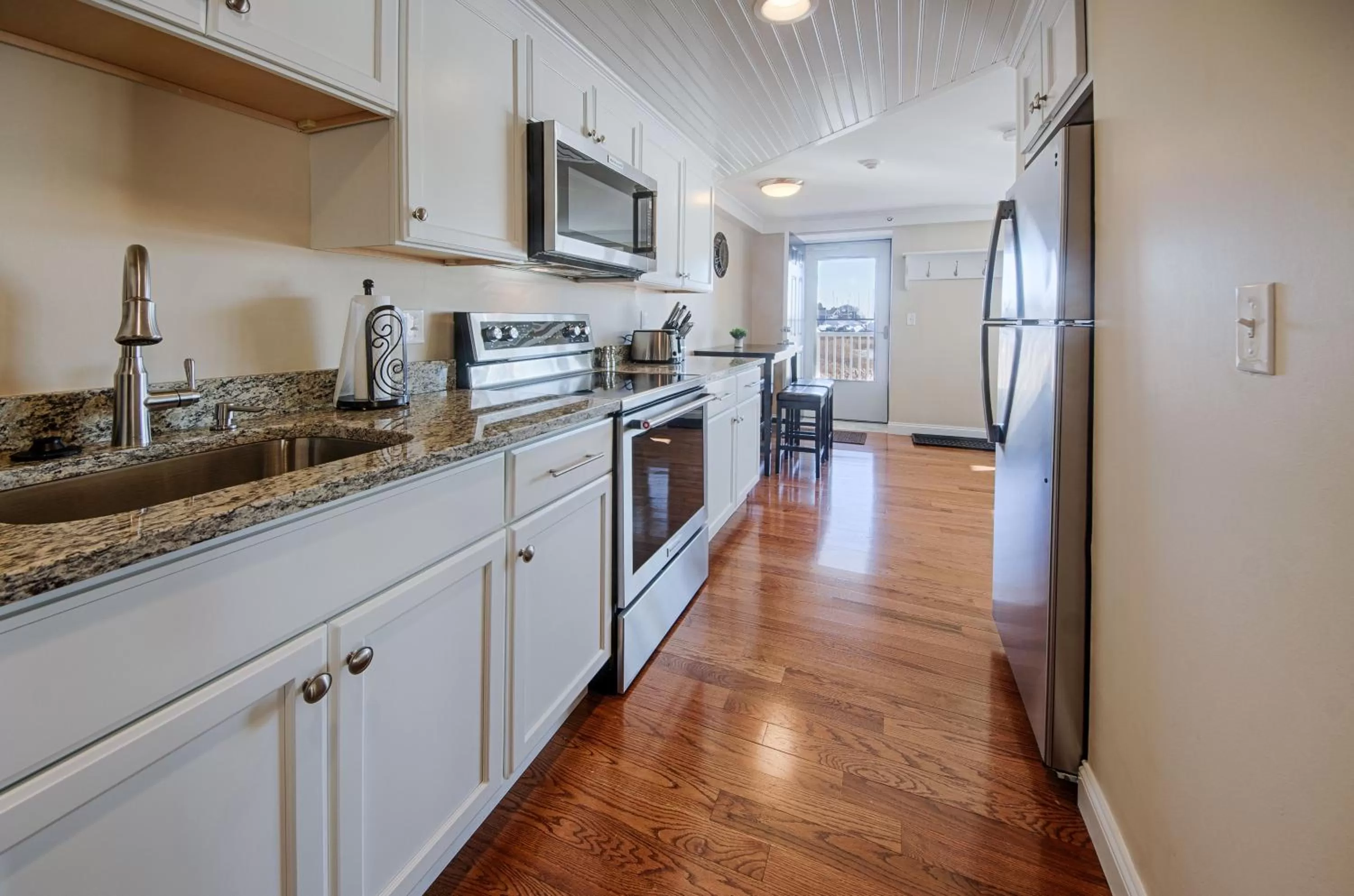 Kitchen or kitchenette, Kitchen/Kitchenette in The Inn At Ring's Island