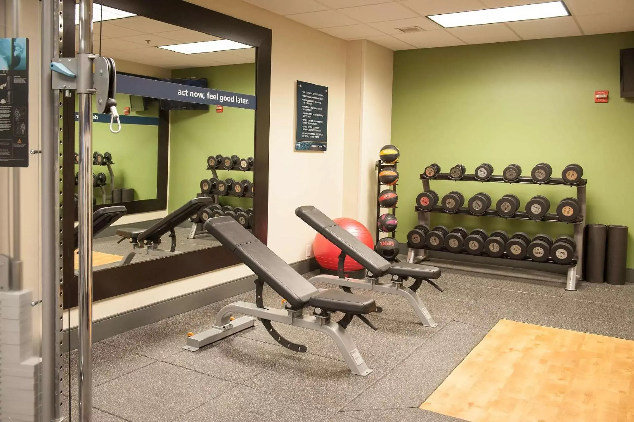 Fitness centre/facilities, Fitness Center/Facilities in Hampton Inn Pensacola-Airport