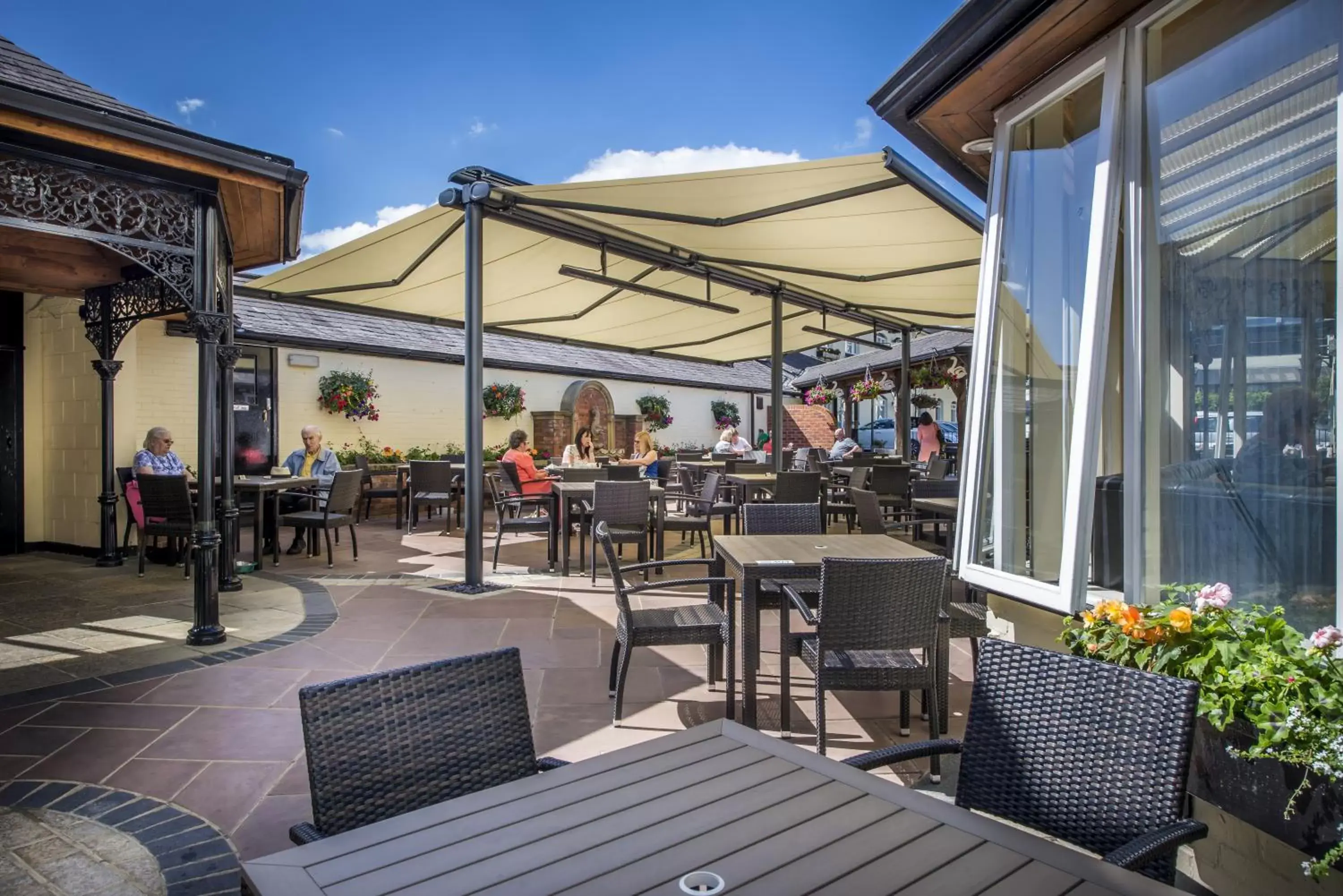 Balcony/Terrace, Restaurant/Places to Eat in The Three Swans Hotel, Market Harborough, Leicestershire