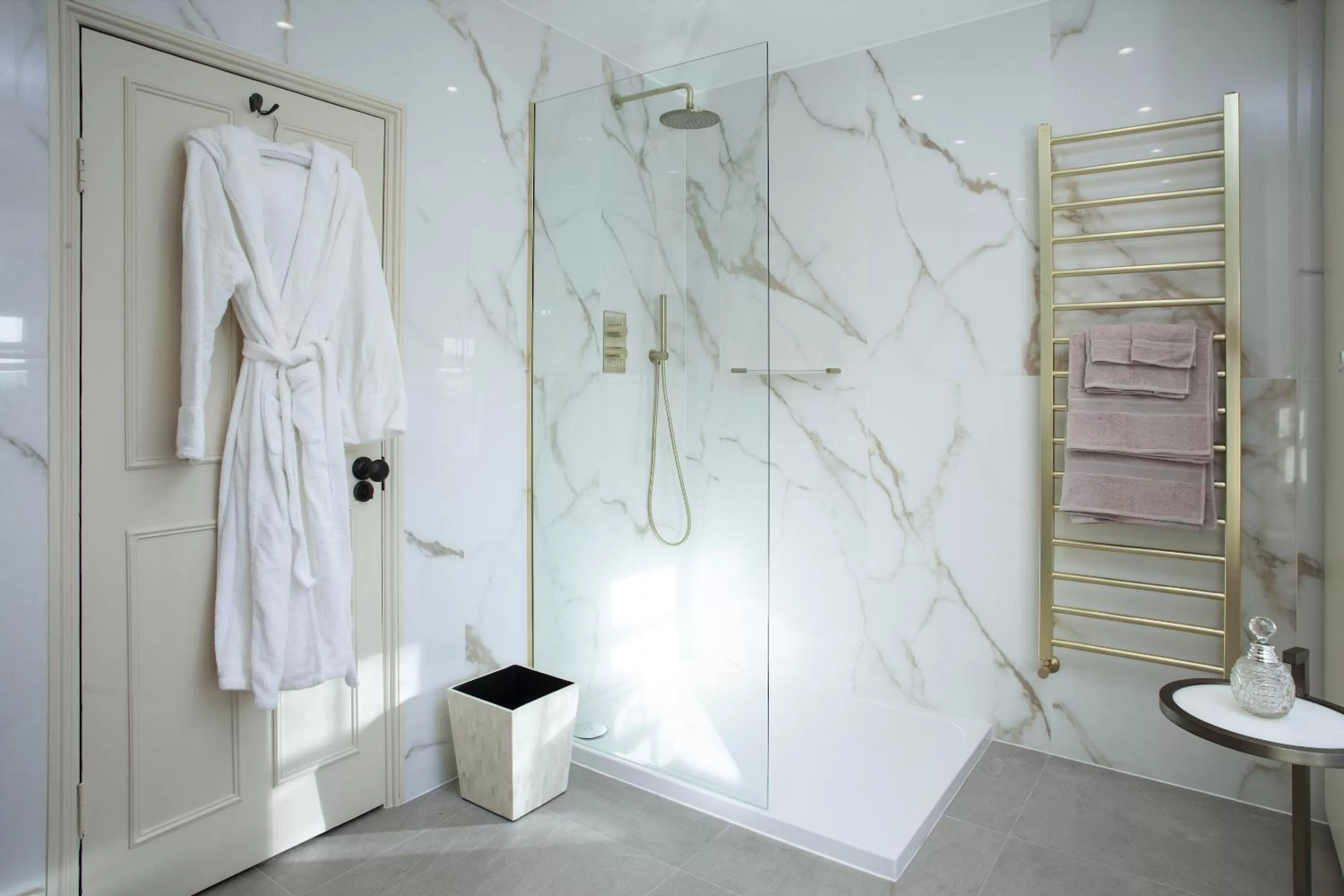 Bathroom in The Angel Inn, Petworth