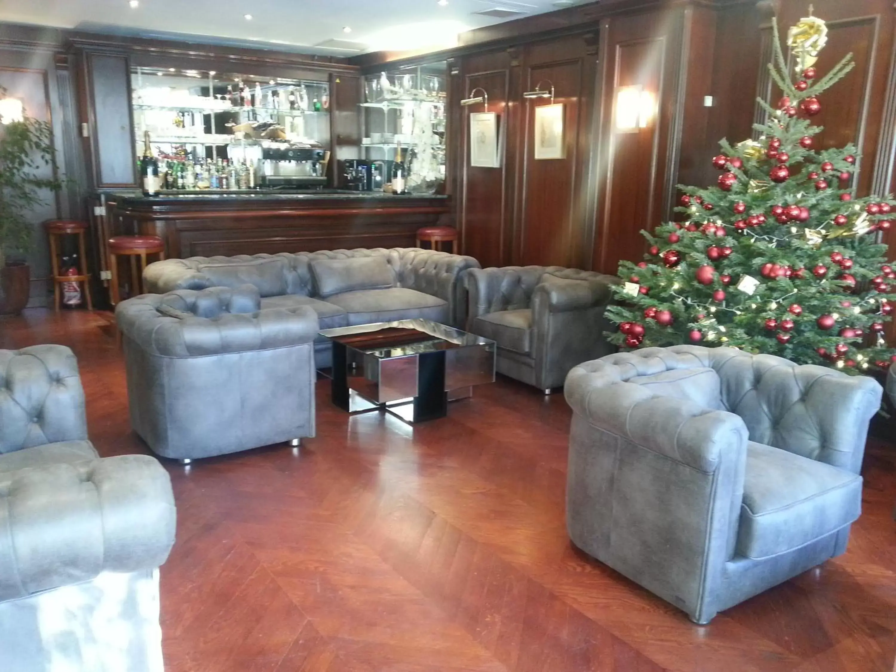 Lobby or reception, Lounge/Bar in Hôtel Derby Eiffel